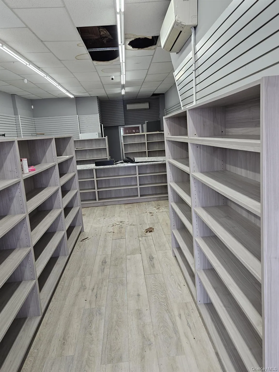 10752 Sutphin Boulevard, New York, NY, ,Commercial Lease,For Rent,Sutphin,0,963130 10752 Sutphin Boulevard, New York, NY, ,Commercial Lease,For Rent,Sutphin,0,963130