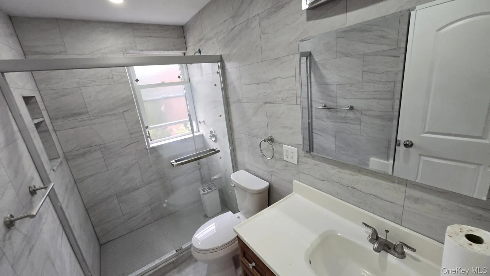 63-87 Fitchett St., New York, NY, 2 Bedrooms Bedrooms, 4 Rooms Rooms,1 BathroomBathrooms,Residential Lease,For Rent,Fitchett St.,0,963137 63-87 Fitchett St., New York, NY, 2 Bedrooms Bedrooms, 4 Rooms Rooms,1 BathroomBathrooms,Residential Lease,For Rent,Fitchett St.,0,963137