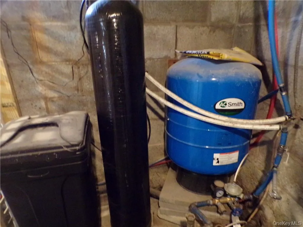 2 Mertes Lane, New Windsor, NY, 3 Bedrooms Bedrooms, 5 Rooms Rooms,1 BathroomBathrooms,Residential Lease,For Rent,Mertes,0,963153 2 Mertes Lane, New Windsor, NY, 3 Bedrooms Bedrooms, 5 Rooms Rooms,1 BathroomBathrooms,Residential Lease,For Rent,Mertes,0,963153