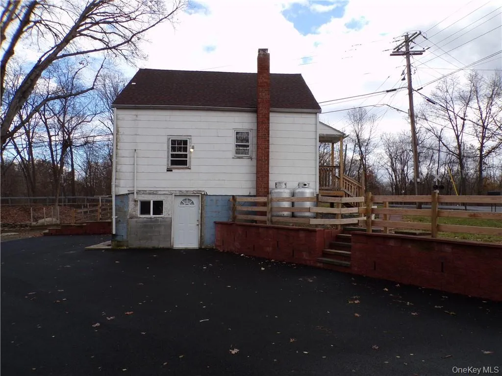 2 Mertes Lane, New Windsor, NY, 3 Bedrooms Bedrooms, 5 Rooms Rooms,1 BathroomBathrooms,Residential Lease,For Rent,Mertes,0,963153 2 Mertes Lane, New Windsor, NY, 3 Bedrooms Bedrooms, 5 Rooms Rooms,1 BathroomBathrooms,Residential Lease,For Rent,Mertes,0,963153