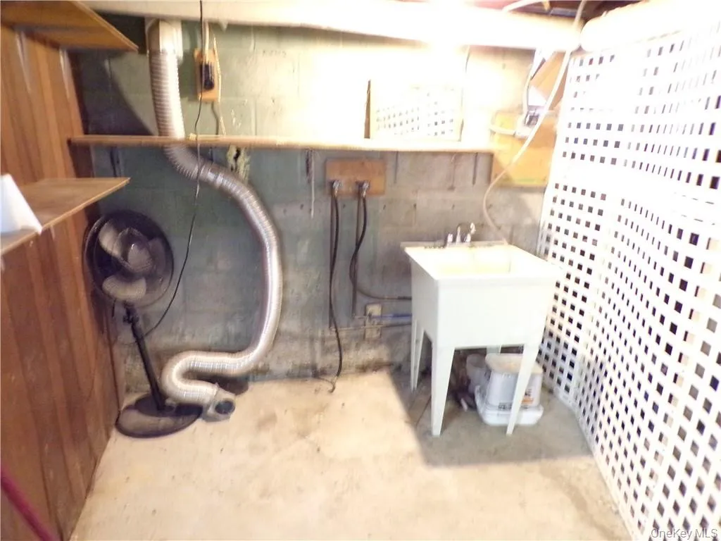 2 Mertes Lane, New Windsor, NY, 3 Bedrooms Bedrooms, 5 Rooms Rooms,1 BathroomBathrooms,Residential Lease,For Rent,Mertes,0,963153 2 Mertes Lane, New Windsor, NY, 3 Bedrooms Bedrooms, 5 Rooms Rooms,1 BathroomBathrooms,Residential Lease,For Rent,Mertes,0,963153