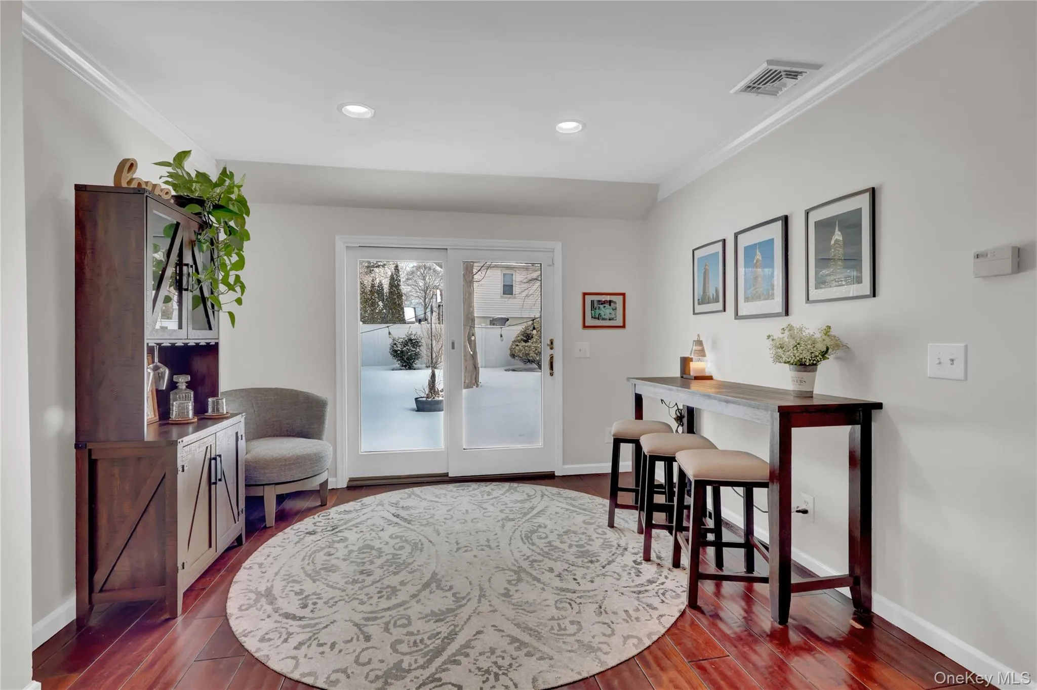 310 6th Avenue, Smithtown, NY, 3 Bedrooms Bedrooms, 7 Rooms Rooms,2 BathroomsBathrooms,Residential,For Rent,6th,0,963155 310 6th Avenue, Smithtown, NY, 3 Bedrooms Bedrooms, 7 Rooms Rooms,2 BathroomsBathrooms,Residential,For Rent,6th,0,963155