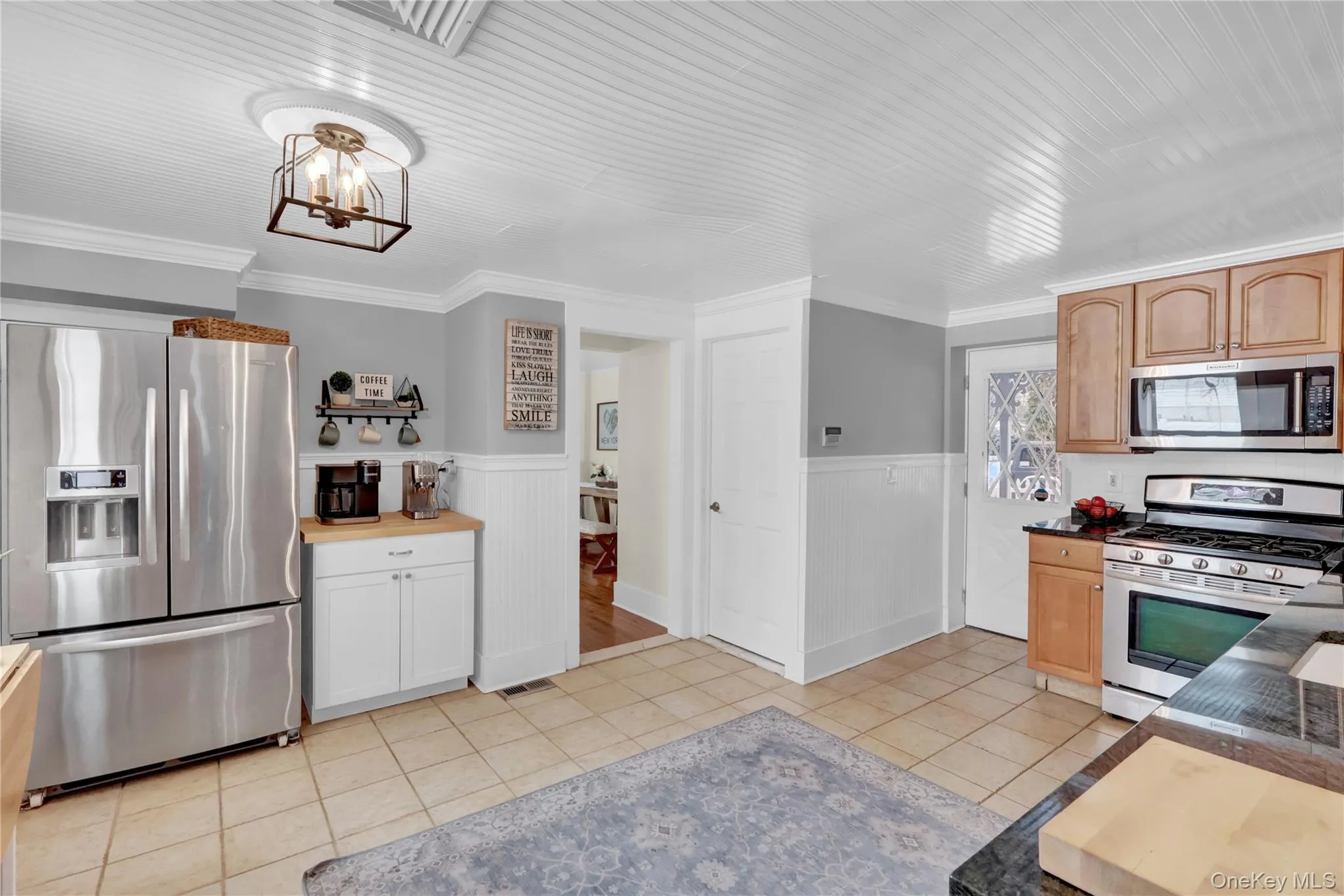 310 6th Avenue, Smithtown, NY, 3 Bedrooms Bedrooms, 7 Rooms Rooms,2 BathroomsBathrooms,Residential,For Rent,6th,0,963155 310 6th Avenue, Smithtown, NY, 3 Bedrooms Bedrooms, 7 Rooms Rooms,2 BathroomsBathrooms,Residential,For Rent,6th,0,963155