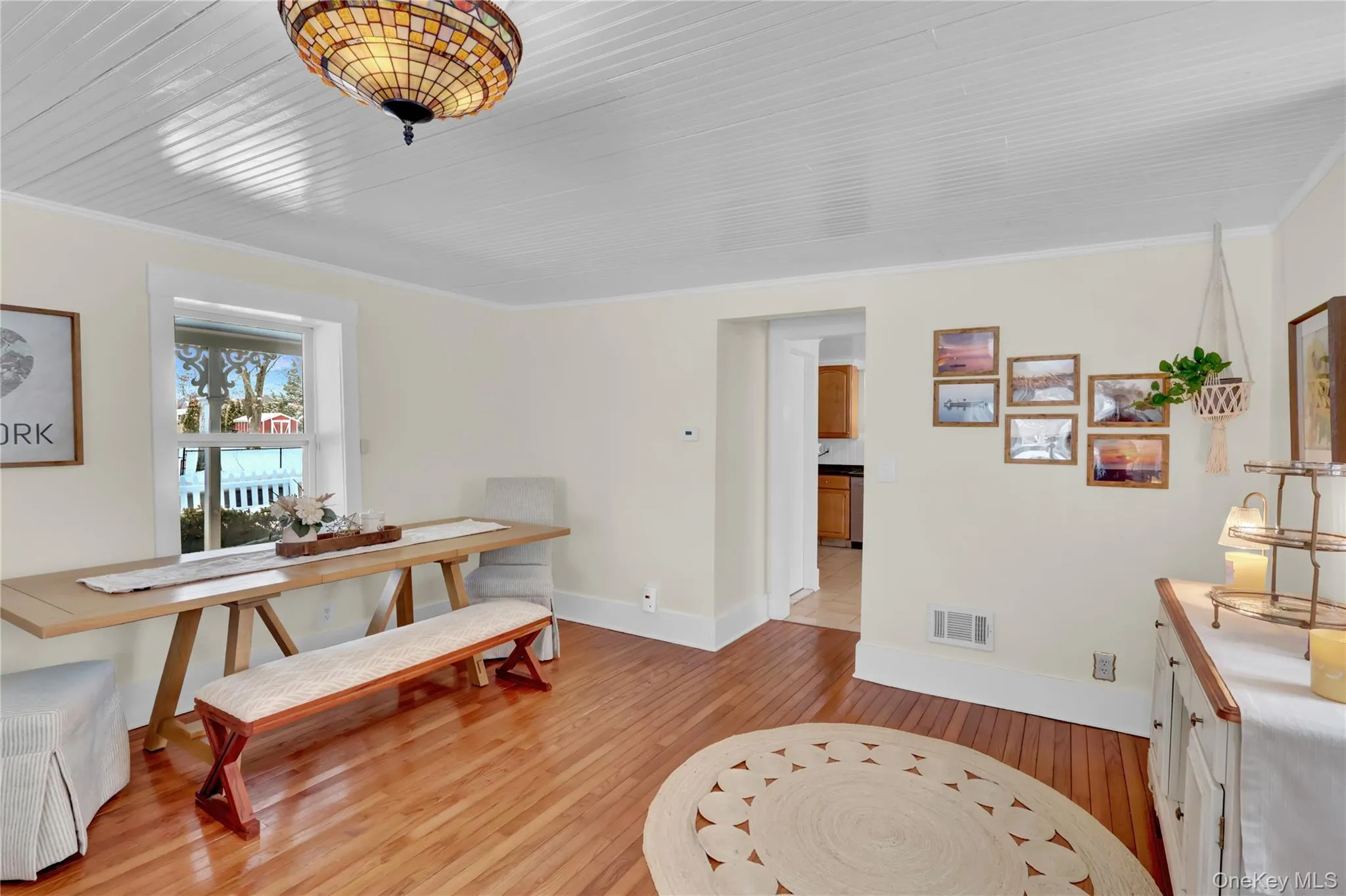 310 6th Avenue, Smithtown, NY, 3 Bedrooms Bedrooms, 7 Rooms Rooms,2 BathroomsBathrooms,Residential,For Rent,6th,0,963155 310 6th Avenue, Smithtown, NY, 3 Bedrooms Bedrooms, 7 Rooms Rooms,2 BathroomsBathrooms,Residential,For Rent,6th,0,963155