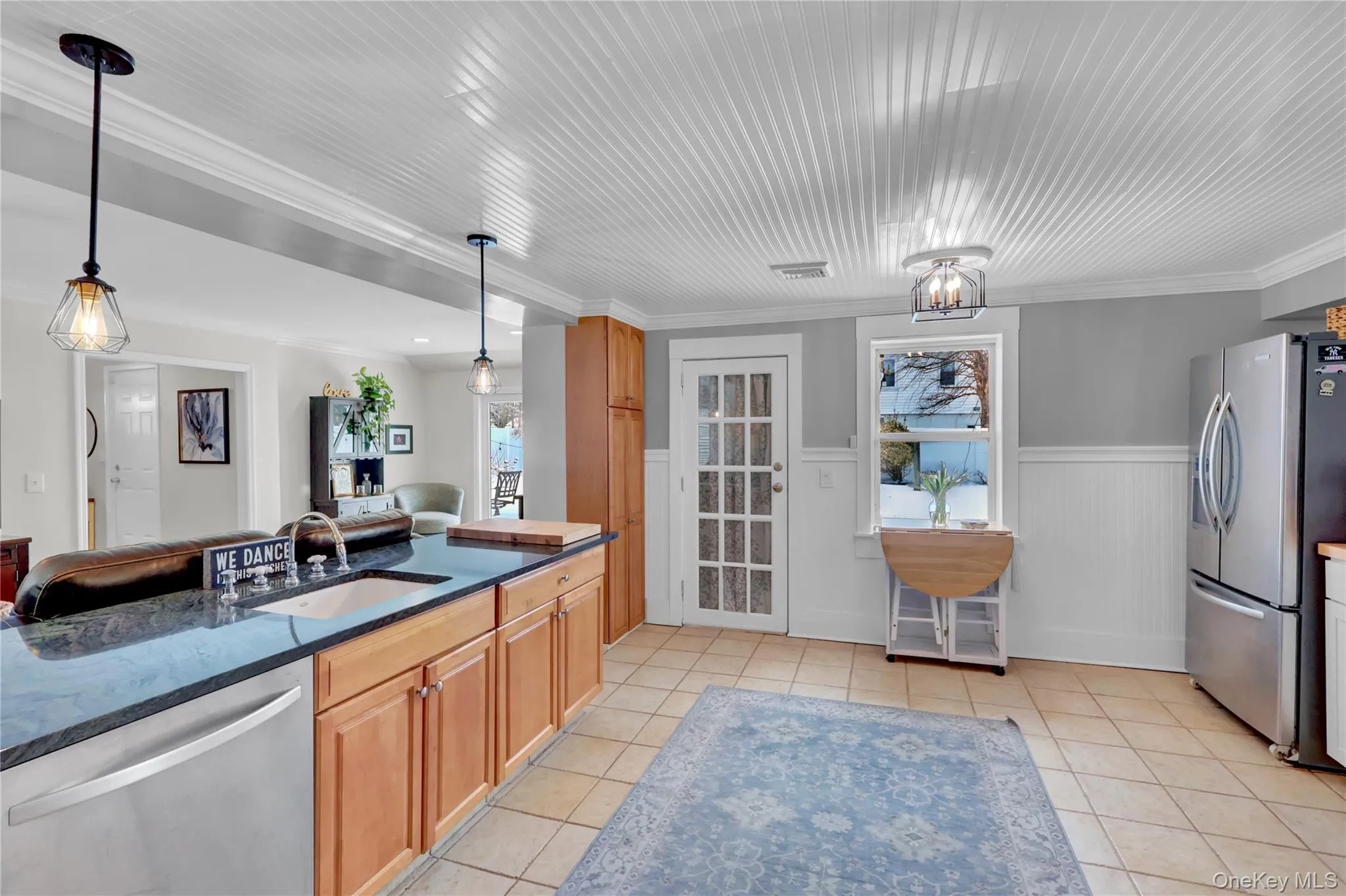 310 6th Avenue, Smithtown, NY, 3 Bedrooms Bedrooms, 7 Rooms Rooms,2 BathroomsBathrooms,Residential,For Rent,6th,0,963155 310 6th Avenue, Smithtown, NY, 3 Bedrooms Bedrooms, 7 Rooms Rooms,2 BathroomsBathrooms,Residential,For Rent,6th,0,963155