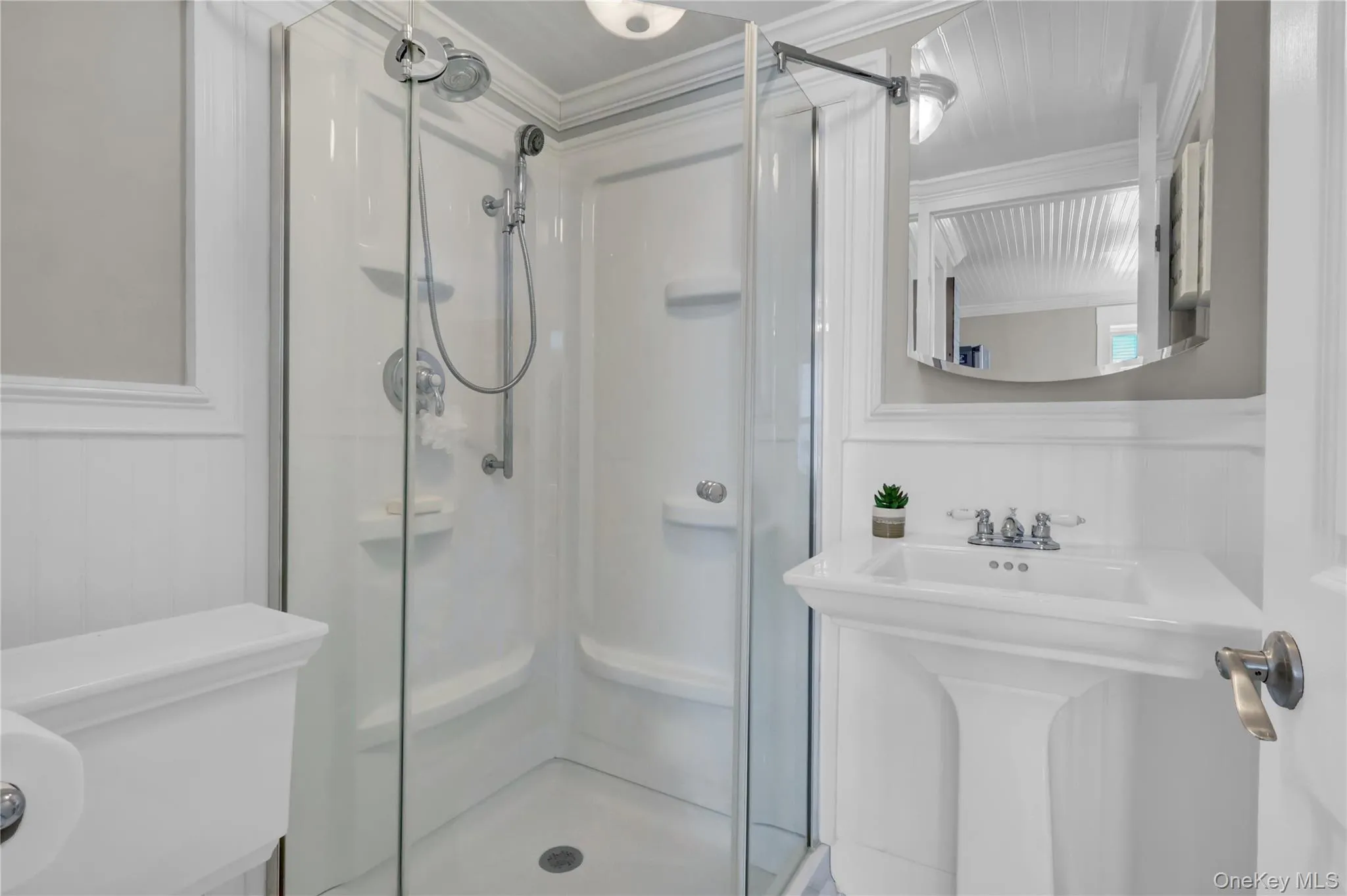 310 6th Avenue, Smithtown, NY, 3 Bedrooms Bedrooms, 7 Rooms Rooms,2 BathroomsBathrooms,Residential,For Rent,6th,0,963155 310 6th Avenue, Smithtown, NY, 3 Bedrooms Bedrooms, 7 Rooms Rooms,2 BathroomsBathrooms,Residential,For Rent,6th,0,963155