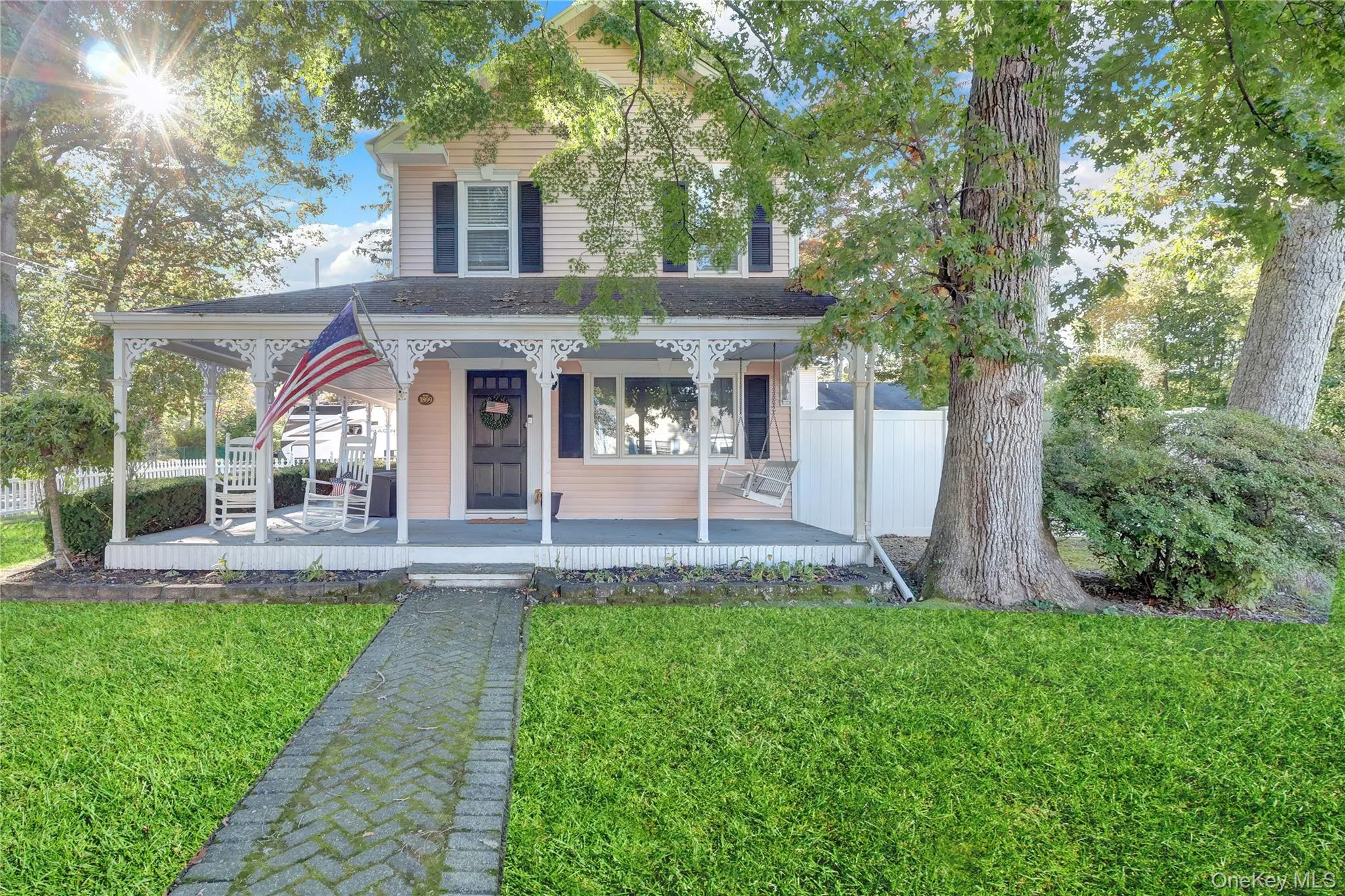 310 6th Avenue, Smithtown, NY, 3 Bedrooms Bedrooms, 7 Rooms Rooms,2 BathroomsBathrooms,Residential,For Rent,6th,0,963155 310 6th Avenue, Smithtown, NY, 3 Bedrooms Bedrooms, 7 Rooms Rooms,2 BathroomsBathrooms,Residential,For Rent,6th,0,963155