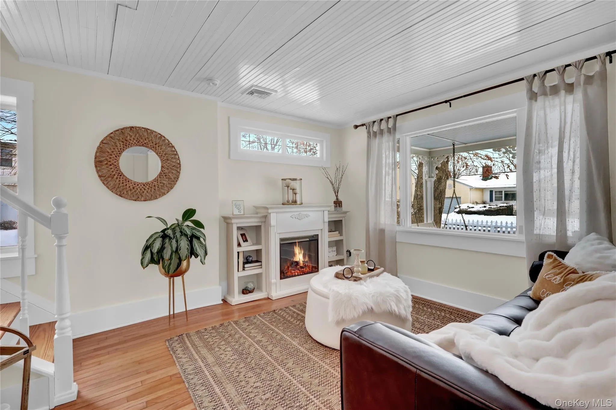310 6th Avenue, Smithtown, NY, 3 Bedrooms Bedrooms, 7 Rooms Rooms,2 BathroomsBathrooms,Residential,For Rent,6th,0,963155 310 6th Avenue, Smithtown, NY, 3 Bedrooms Bedrooms, 7 Rooms Rooms,2 BathroomsBathrooms,Residential,For Rent,6th,0,963155