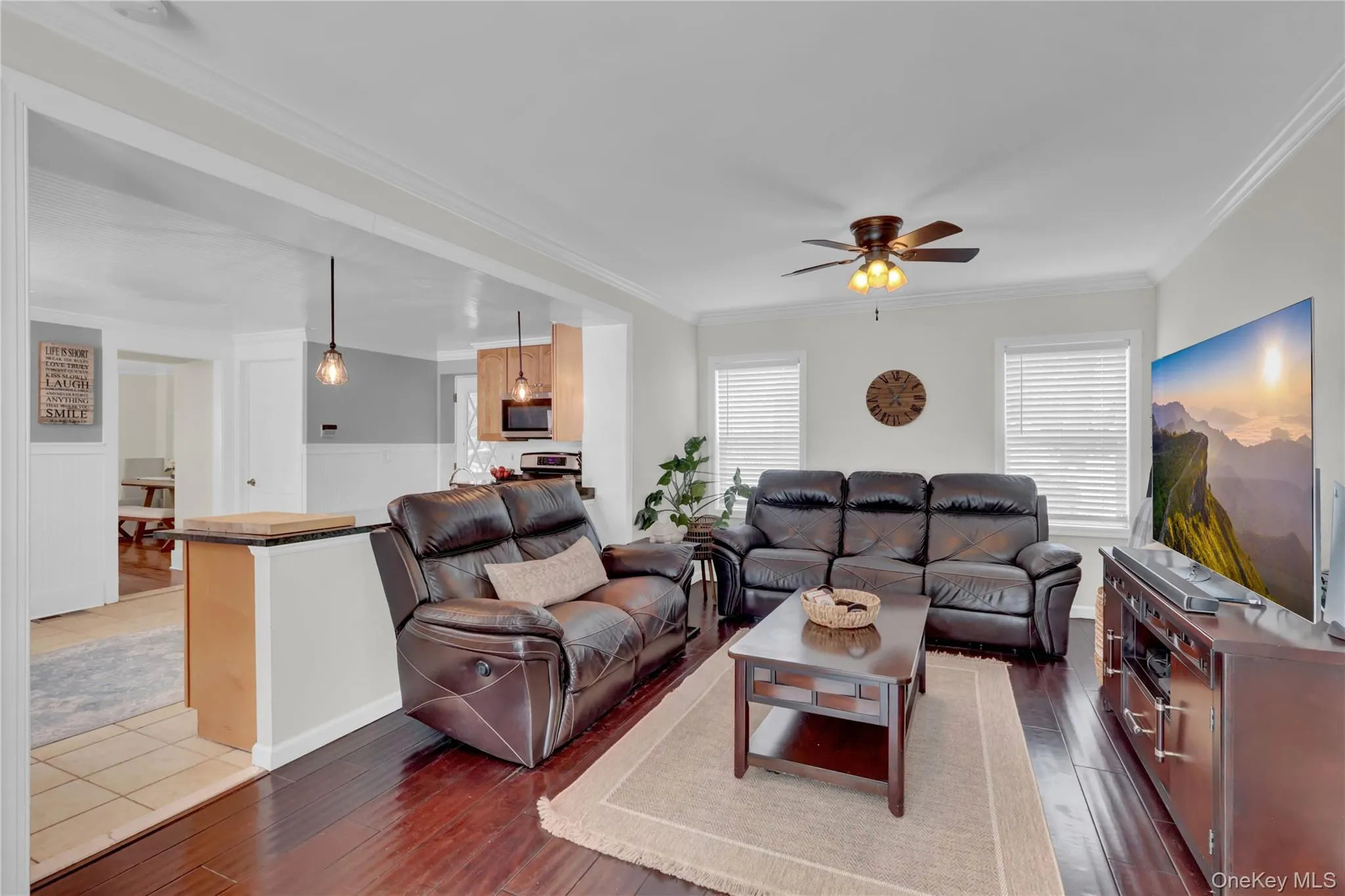 310 6th Avenue, Smithtown, NY, 3 Bedrooms Bedrooms, 7 Rooms Rooms,2 BathroomsBathrooms,Residential,For Rent,6th,0,963155 310 6th Avenue, Smithtown, NY, 3 Bedrooms Bedrooms, 7 Rooms Rooms,2 BathroomsBathrooms,Residential,For Rent,6th,0,963155