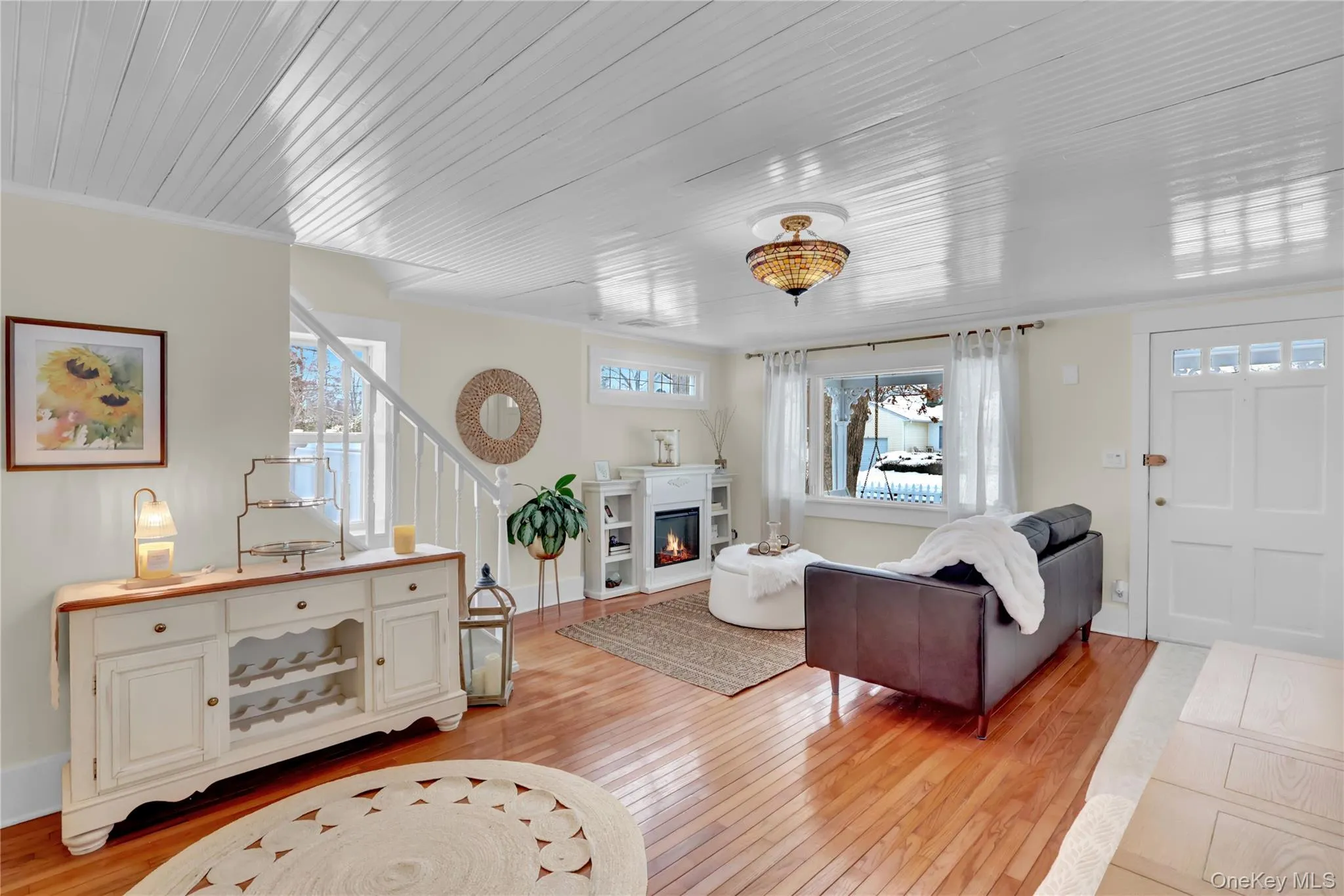 310 6th Avenue, Smithtown, NY, 3 Bedrooms Bedrooms, 7 Rooms Rooms,2 BathroomsBathrooms,Residential,For Rent,6th,0,963155 310 6th Avenue, Smithtown, NY, 3 Bedrooms Bedrooms, 7 Rooms Rooms,2 BathroomsBathrooms,Residential,For Rent,6th,0,963155