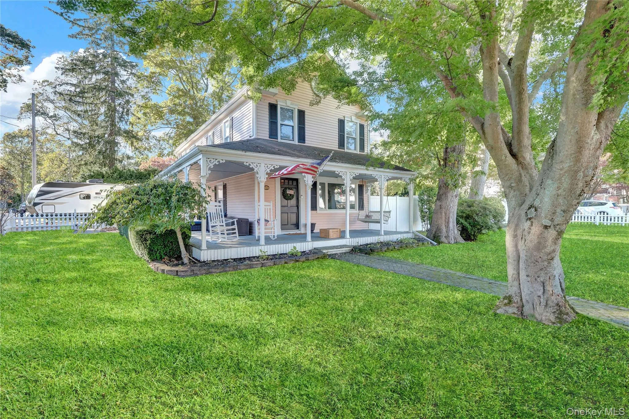 310 6th Avenue, Smithtown, NY, 3 Bedrooms Bedrooms, 7 Rooms Rooms,2 BathroomsBathrooms,Residential,For Rent,6th,0,963155 310 6th Avenue, Smithtown, NY, 3 Bedrooms Bedrooms, 7 Rooms Rooms,2 BathroomsBathrooms,Residential,For Rent,6th,0,963155