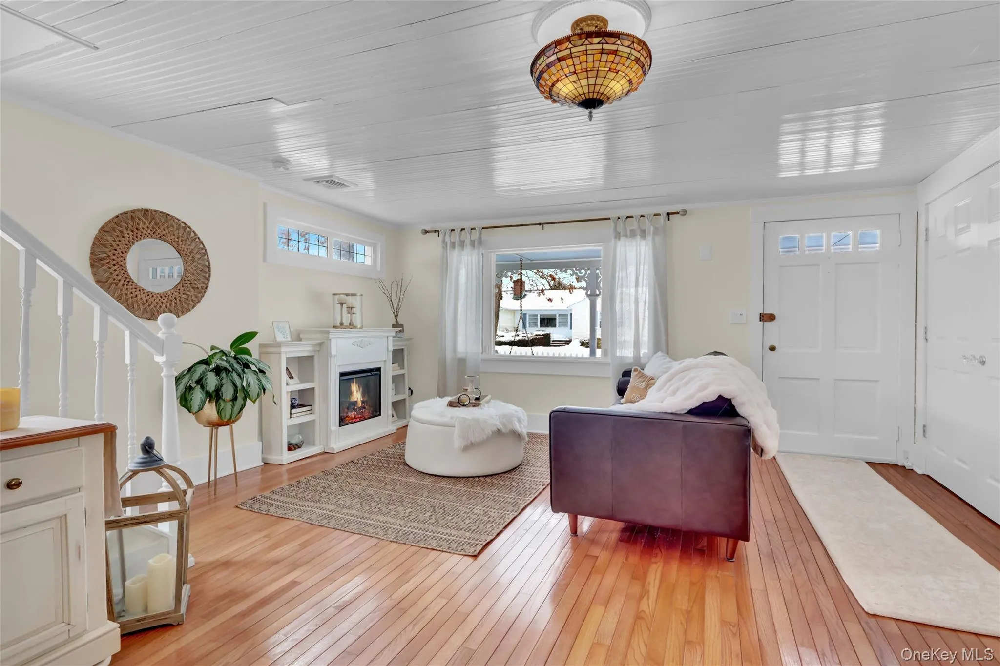 310 6th Avenue, Smithtown, NY, 3 Bedrooms Bedrooms, 7 Rooms Rooms,2 BathroomsBathrooms,Residential,For Rent,6th,0,963155 310 6th Avenue, Smithtown, NY, 3 Bedrooms Bedrooms, 7 Rooms Rooms,2 BathroomsBathrooms,Residential,For Rent,6th,0,963155