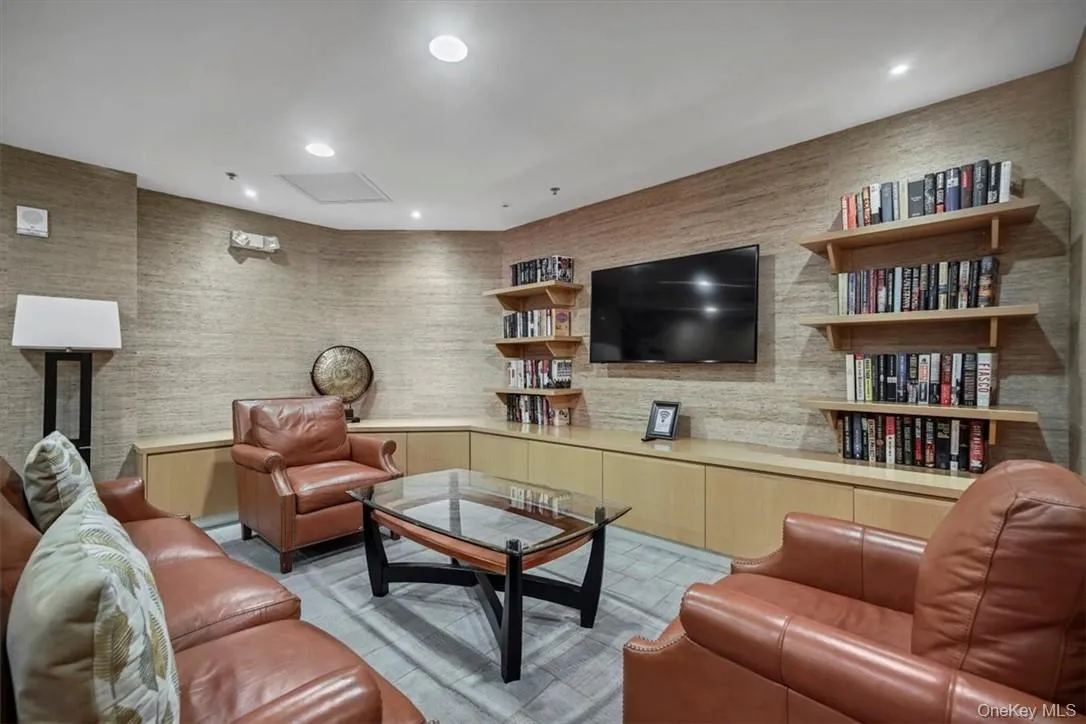 1 Renaissance Square, White Plains, NY, 1 Bedroom Bedrooms, 3 Rooms Rooms,1 BathroomBathrooms,Residential Lease,For Rent,Renaissance,0,963156 1 Renaissance Square, White Plains, NY, 1 Bedroom Bedrooms, 3 Rooms Rooms,1 BathroomBathrooms,Residential Lease,For Rent,Renaissance,0,963156