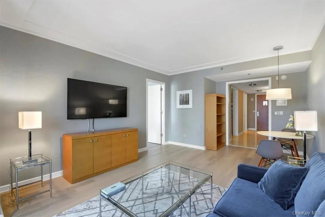 1 Renaissance Square, White Plains, NY, 1 Bedroom Bedrooms, 3 Rooms Rooms,1 BathroomBathrooms,Residential Lease,For Rent,Renaissance,0,963162 1 Renaissance Square, White Plains, NY, 1 Bedroom Bedrooms, 3 Rooms Rooms,1 BathroomBathrooms,Residential Lease,For Rent,Renaissance,0,963162