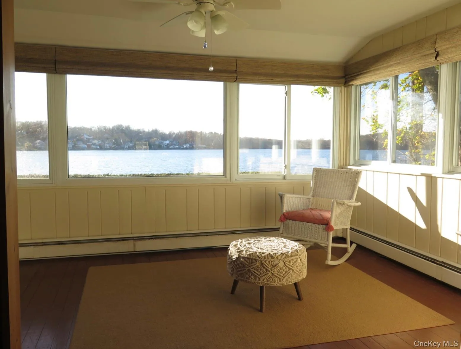 West-Facing Sunroom West-Facing Sunroom
