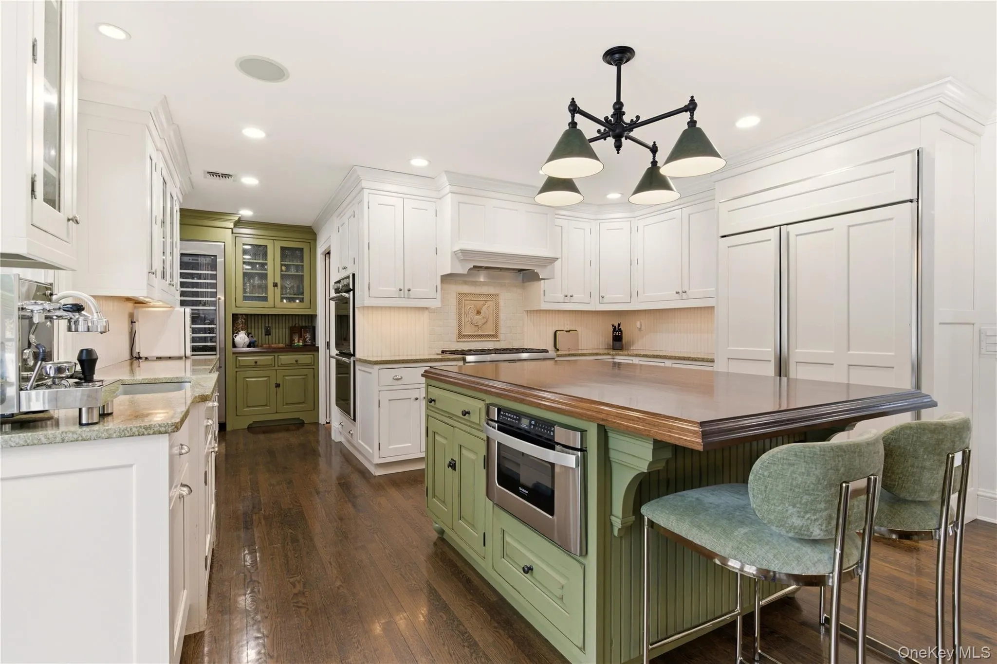 31 Carnegie Avenue, Huntington, NY, 3 Bedrooms Bedrooms, 9 Rooms Rooms,2 BathroomsBathrooms,Residential,For Rent,Carnegie,0,963173 31 Carnegie Avenue, Huntington, NY, 3 Bedrooms Bedrooms, 9 Rooms Rooms,2 BathroomsBathrooms,Residential,For Rent,Carnegie,0,963173