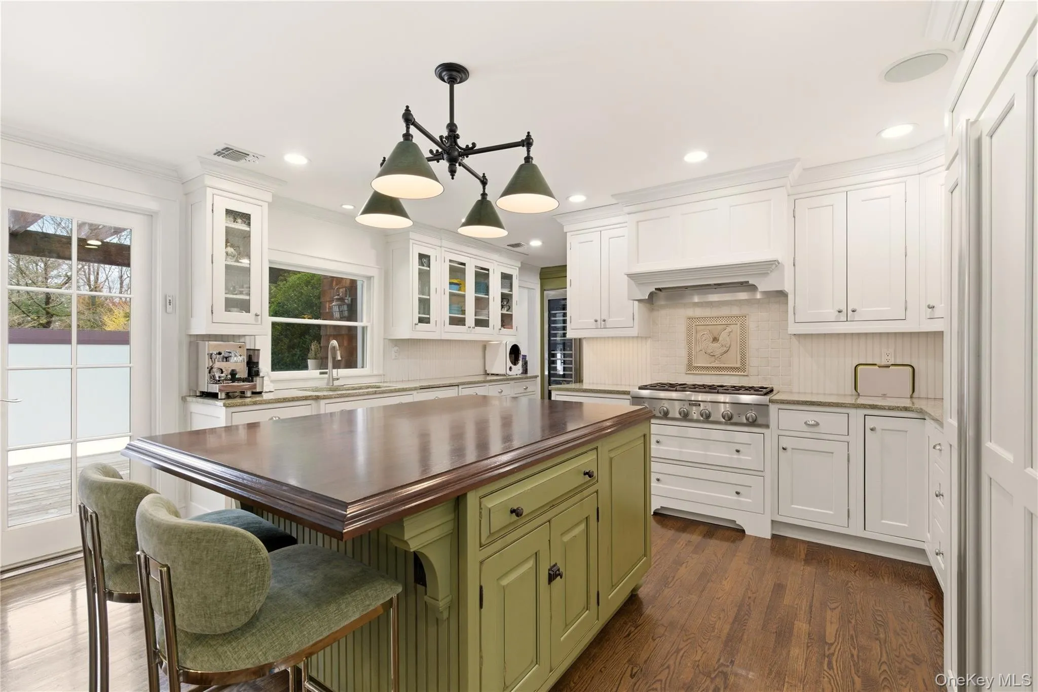 31 Carnegie Avenue, Huntington, NY, 3 Bedrooms Bedrooms, 9 Rooms Rooms,2 BathroomsBathrooms,Residential,For Rent,Carnegie,0,963173 31 Carnegie Avenue, Huntington, NY, 3 Bedrooms Bedrooms, 9 Rooms Rooms,2 BathroomsBathrooms,Residential,For Rent,Carnegie,0,963173