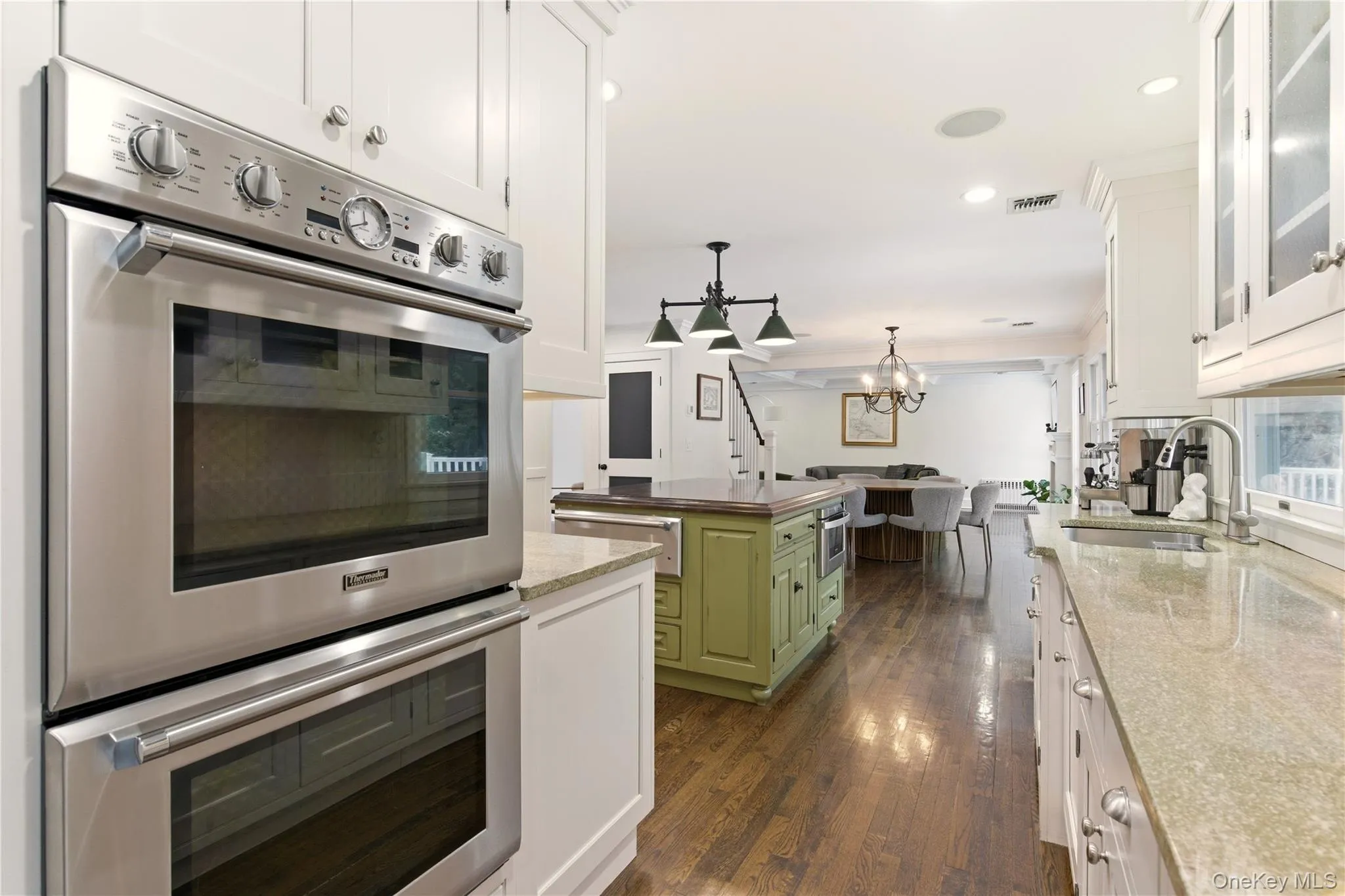 31 Carnegie Avenue, Huntington, NY, 3 Bedrooms Bedrooms, 9 Rooms Rooms,2 BathroomsBathrooms,Residential,For Rent,Carnegie,0,963173 31 Carnegie Avenue, Huntington, NY, 3 Bedrooms Bedrooms, 9 Rooms Rooms,2 BathroomsBathrooms,Residential,For Rent,Carnegie,0,963173