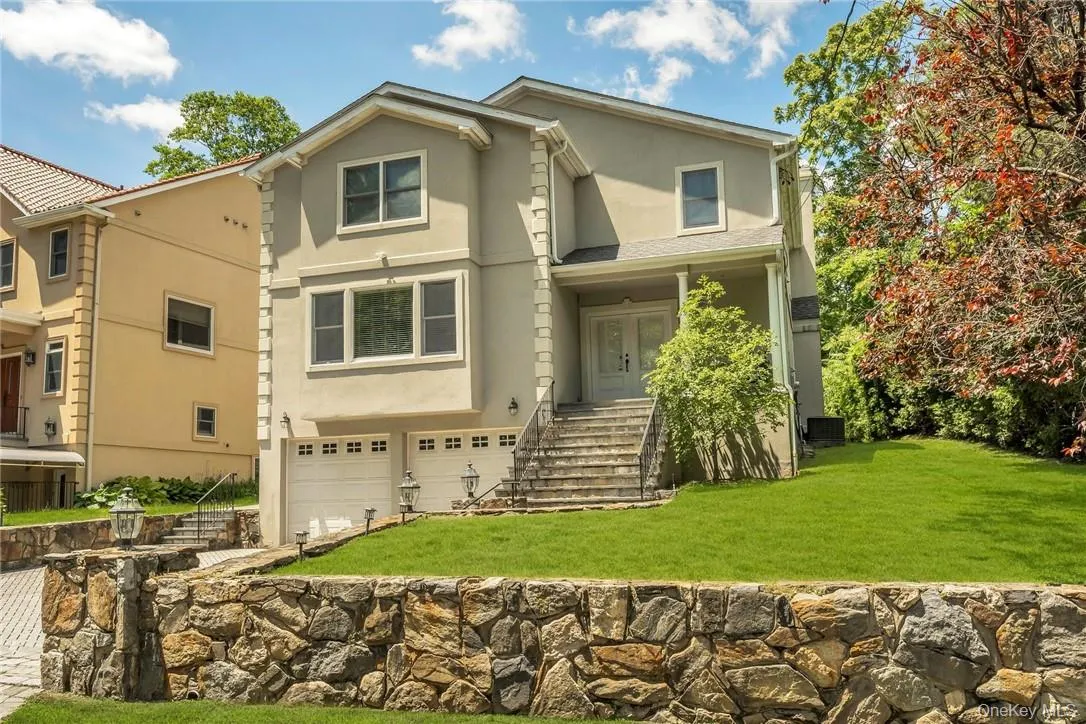 696 Ridgeway, White Plains, NY, 5 Bedrooms Bedrooms, 14 Rooms Rooms,4 BathroomsBathrooms,Residential Lease,For Rent,Ridgeway,0,963186 696 Ridgeway, White Plains, NY, 5 Bedrooms Bedrooms, 14 Rooms Rooms,4 BathroomsBathrooms,Residential Lease,For Rent,Ridgeway,0,963186