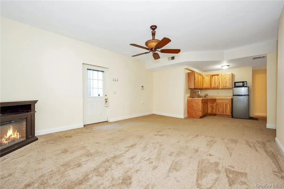 696 Ridgeway, White Plains, NY, 5 Bedrooms Bedrooms, 14 Rooms Rooms,4 BathroomsBathrooms,Residential Lease,For Rent,Ridgeway,0,963186 696 Ridgeway, White Plains, NY, 5 Bedrooms Bedrooms, 14 Rooms Rooms,4 BathroomsBathrooms,Residential Lease,For Rent,Ridgeway,0,963186