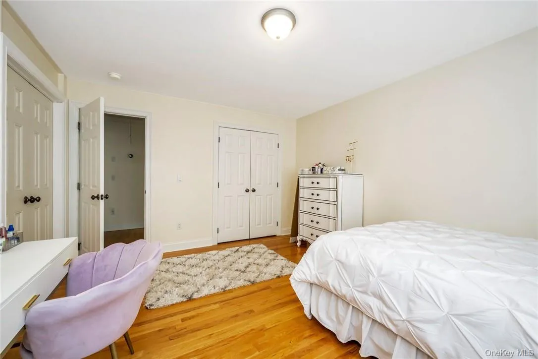 696 Ridgeway, White Plains, NY, 5 Bedrooms Bedrooms, 14 Rooms Rooms,4 BathroomsBathrooms,Residential Lease,For Rent,Ridgeway,0,963186 696 Ridgeway, White Plains, NY, 5 Bedrooms Bedrooms, 14 Rooms Rooms,4 BathroomsBathrooms,Residential Lease,For Rent,Ridgeway,0,963186