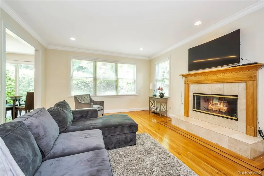 696 Ridgeway, White Plains, NY, 5 Bedrooms Bedrooms, 14 Rooms Rooms,4 BathroomsBathrooms,Residential Lease,For Rent,Ridgeway,0,963186 696 Ridgeway, White Plains, NY, 5 Bedrooms Bedrooms, 14 Rooms Rooms,4 BathroomsBathrooms,Residential Lease,For Rent,Ridgeway,0,963186