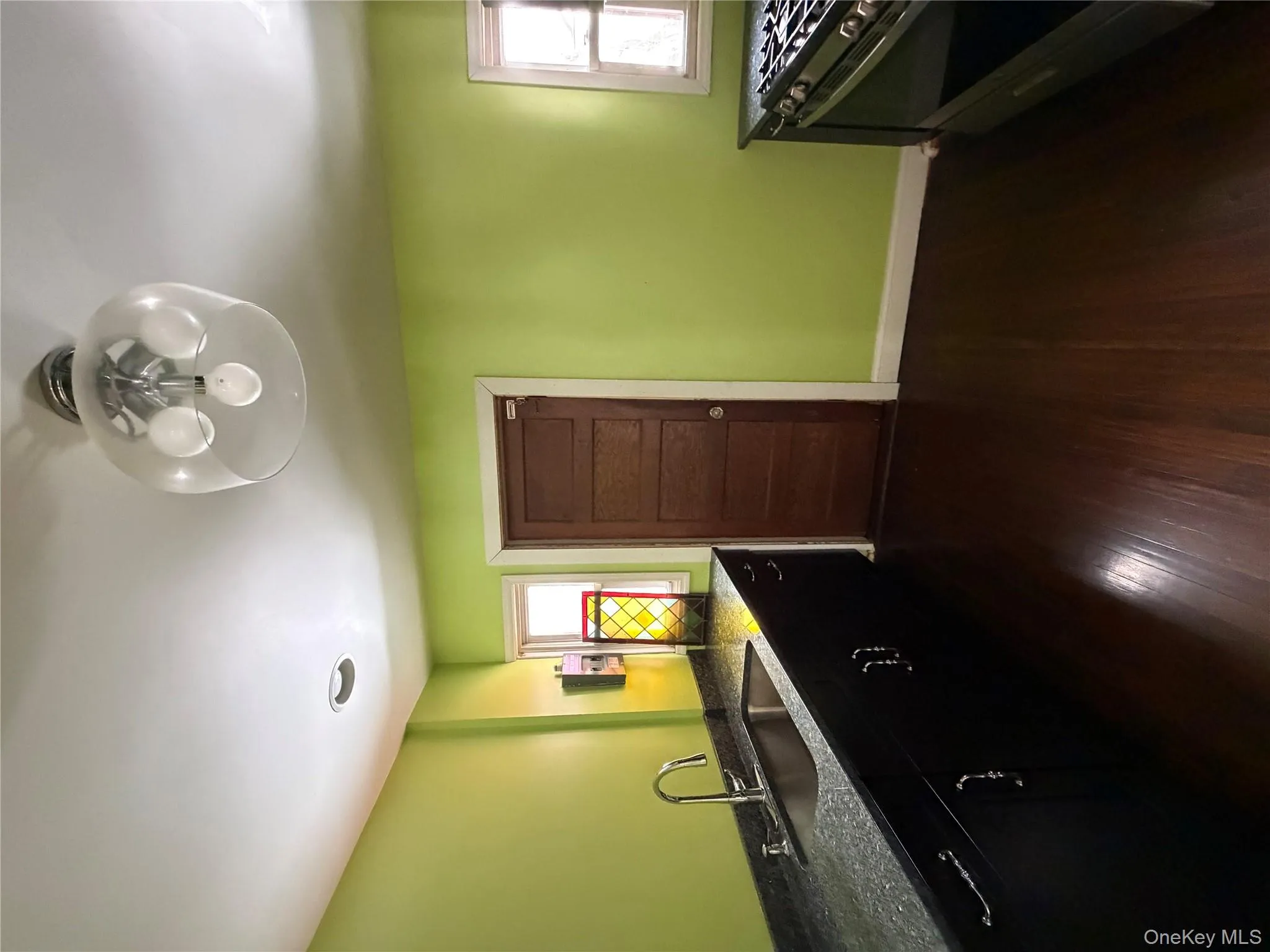 32 Fountain Place, Poughkeepsie, NY, 1 Bedroom Bedrooms, 8 Rooms Rooms,1 BathroomBathrooms,Residential Lease,For Rent,Fountain,0,963246 32 Fountain Place, Poughkeepsie, NY, 1 Bedroom Bedrooms, 8 Rooms Rooms,1 BathroomBathrooms,Residential Lease,For Rent,Fountain,0,963246