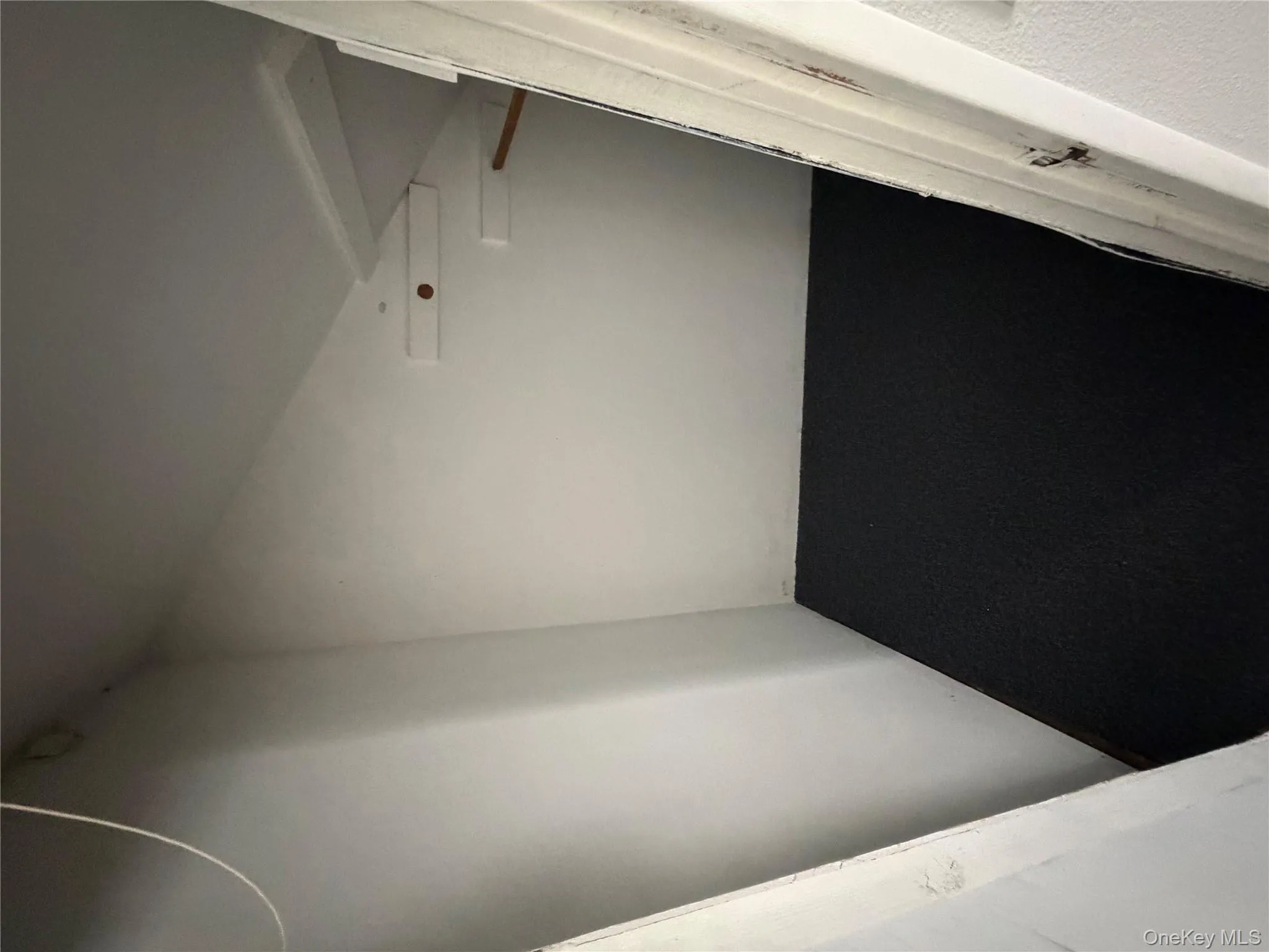 32 Fountain Place, Poughkeepsie, NY, 1 Bedroom Bedrooms, 8 Rooms Rooms,1 BathroomBathrooms,Residential Lease,For Rent,Fountain,0,963246 32 Fountain Place, Poughkeepsie, NY, 1 Bedroom Bedrooms, 8 Rooms Rooms,1 BathroomBathrooms,Residential Lease,For Rent,Fountain,0,963246