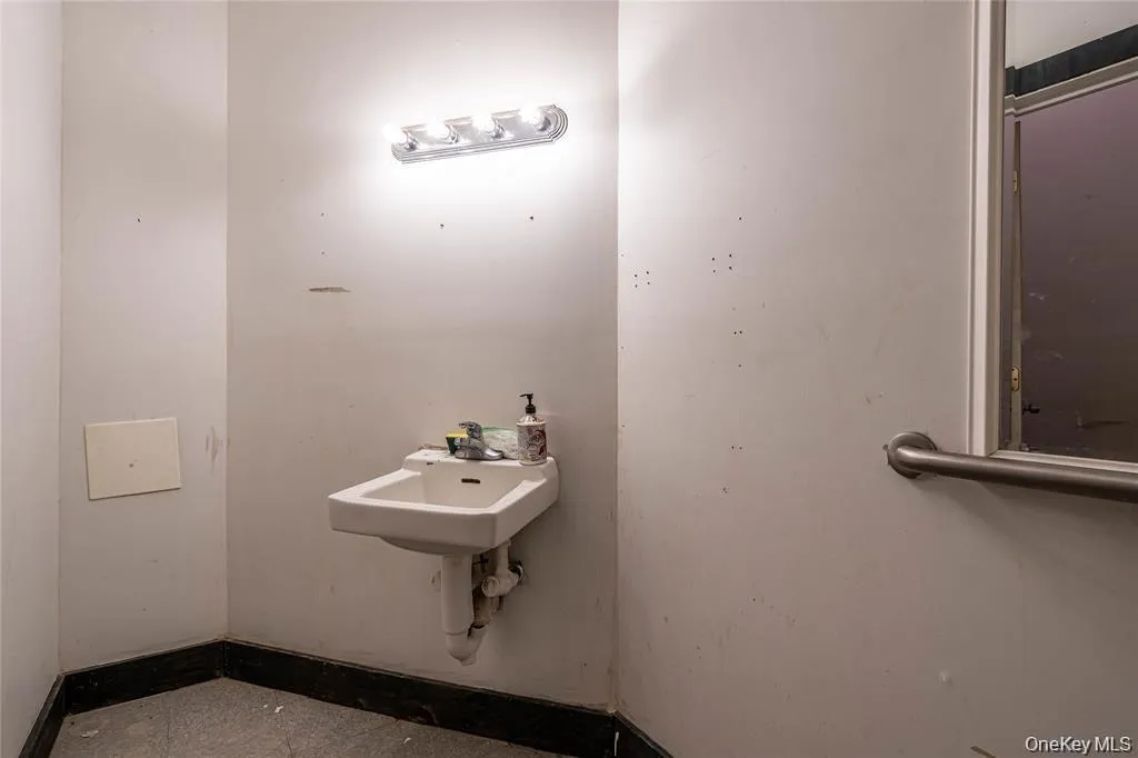 8 State Route 17M, Monroe, NY, ,Commercial Lease,For Rent,State Route 17M,0,963248 8 State Route 17M, Monroe, NY, ,Commercial Lease,For Rent,State Route 17M,0,963248