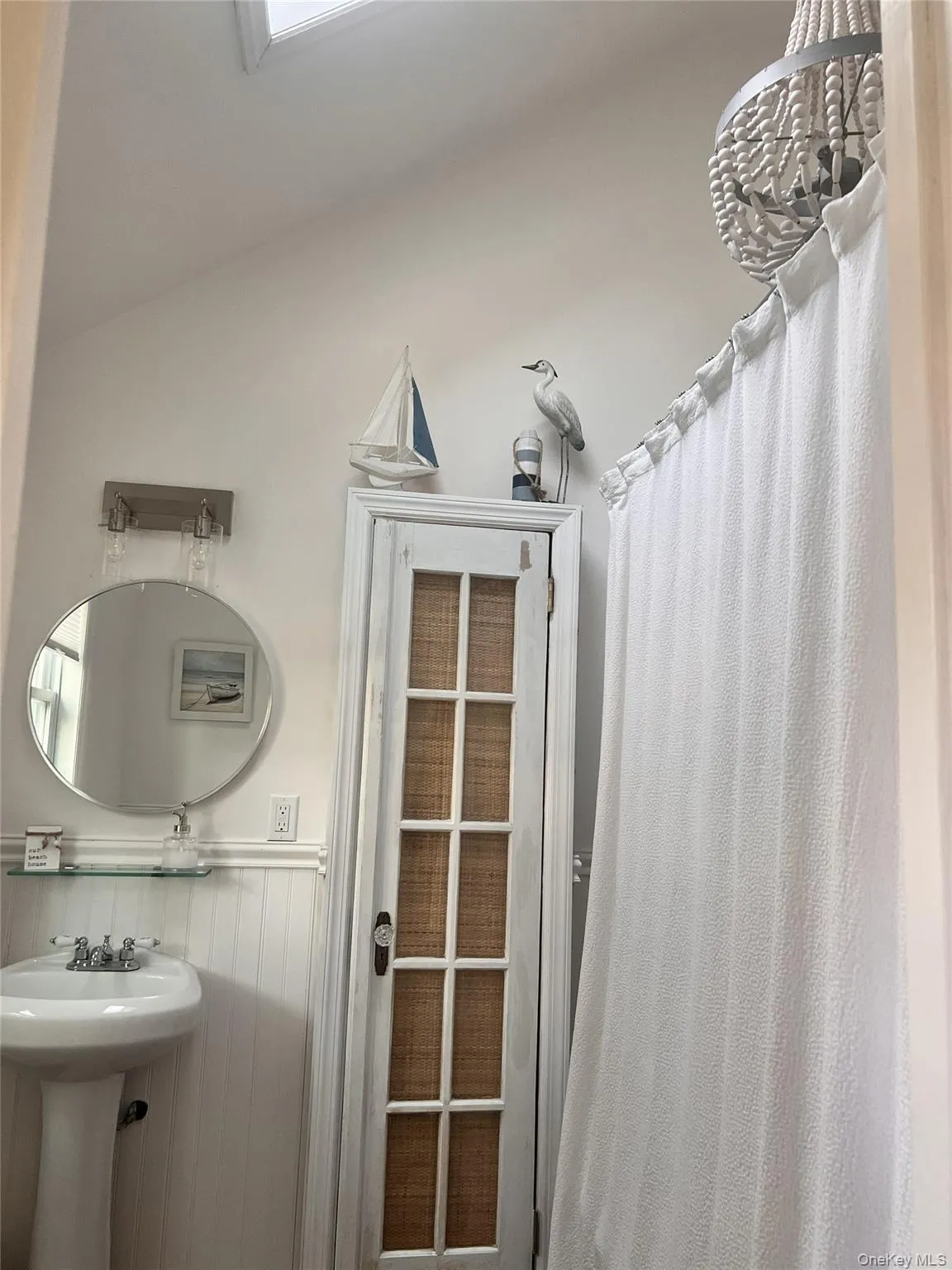 49 Fanning, Southampton, NY, 1 Bedroom Bedrooms, 2 Rooms Rooms,1 BathroomBathrooms,Residential Lease,For Rent,Fanning,0,963250 49 Fanning, Southampton, NY, 1 Bedroom Bedrooms, 2 Rooms Rooms,1 BathroomBathrooms,Residential Lease,For Rent,Fanning,0,963250