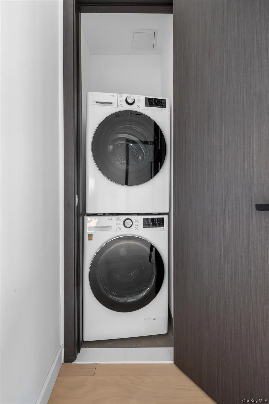 108-15 72nd Avenue, New York, NY, 2 Bedrooms Bedrooms, 5 Rooms Rooms,2 BathroomsBathrooms,Residential,For Rent,72nd,0,963261 108-15 72nd Avenue, New York, NY, 2 Bedrooms Bedrooms, 5 Rooms Rooms,2 BathroomsBathrooms,Residential,For Rent,72nd,0,963261