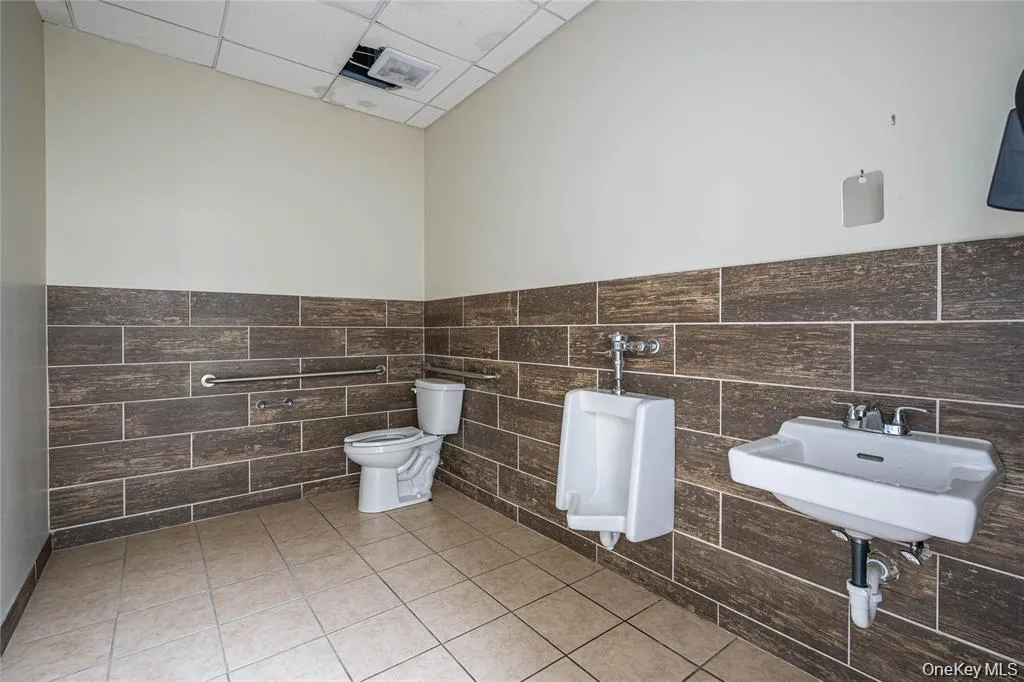 320 State Route 17M, Monroe, NY, ,Commercial Lease,For Rent,State Route 17M,0,963288 320 State Route 17M, Monroe, NY, ,Commercial Lease,For Rent,State Route 17M,0,963288