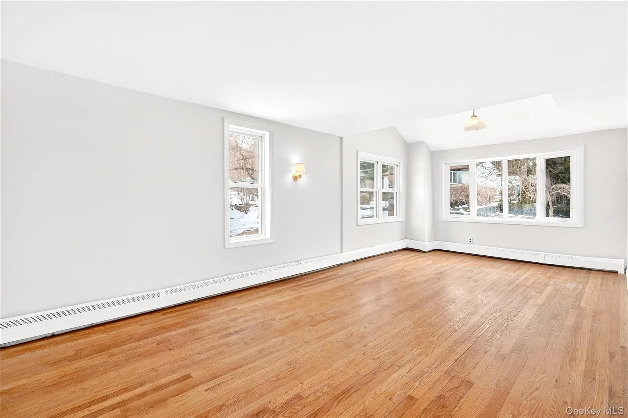 24 Old Knollwood Road, Greenburgh, NY, 5 Bedrooms Bedrooms, 10 Rooms Rooms,2 BathroomsBathrooms,Residential,For Rent,Old Knollwood,0,963310 24 Old Knollwood Road, Greenburgh, NY, 5 Bedrooms Bedrooms, 10 Rooms Rooms,2 BathroomsBathrooms,Residential,For Rent,Old Knollwood,0,963310