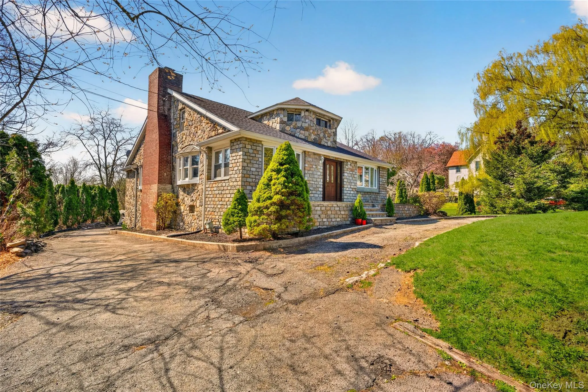 24 Old Knollwood Road, Greenburgh, NY, 5 Bedrooms Bedrooms, 10 Rooms Rooms,2 BathroomsBathrooms,Residential,For Rent,Old Knollwood,0,963310 24 Old Knollwood Road, Greenburgh, NY, 5 Bedrooms Bedrooms, 10 Rooms Rooms,2 BathroomsBathrooms,Residential,For Rent,Old Knollwood,0,963310