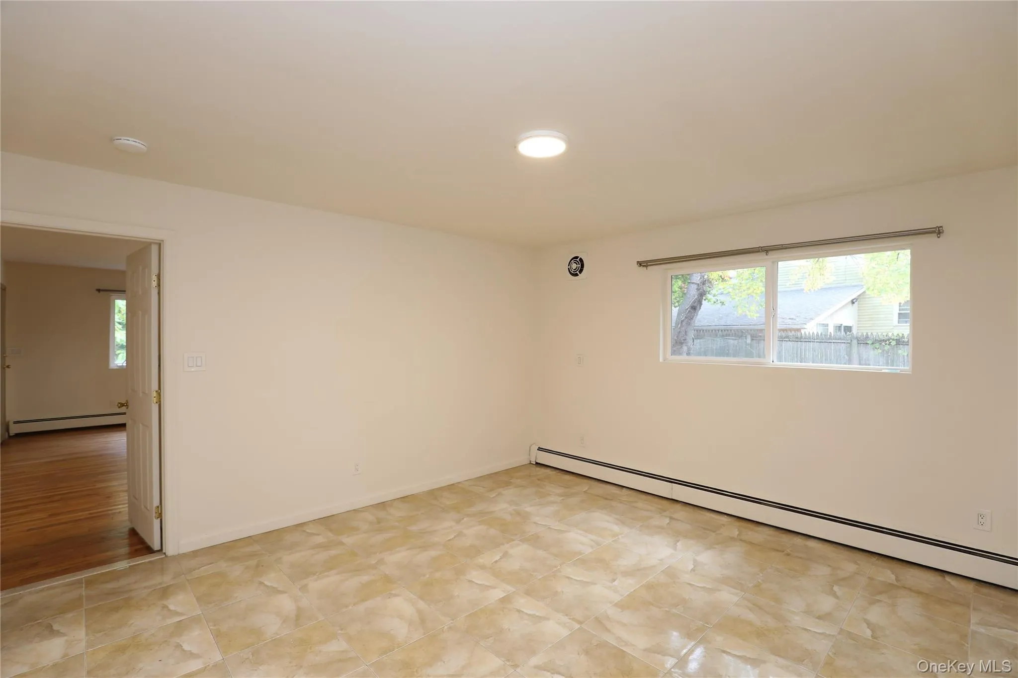 30 Lamb Avenue, Saugerties, NY, 1 Bedroom Bedrooms, 3 Rooms Rooms,1 BathroomBathrooms,Residential Lease,For Rent,Lamb,0,963313 30 Lamb Avenue, Saugerties, NY, 1 Bedroom Bedrooms, 3 Rooms Rooms,1 BathroomBathrooms,Residential Lease,For Rent,Lamb,0,963313