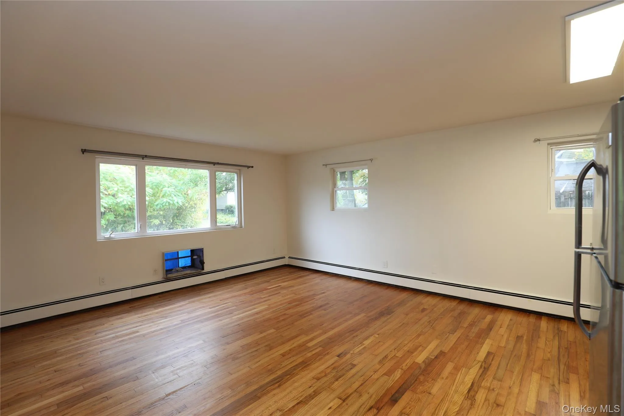 30 Lamb Avenue, Saugerties, NY, 1 Bedroom Bedrooms, 3 Rooms Rooms,1 BathroomBathrooms,Residential Lease,For Rent,Lamb,0,963313 30 Lamb Avenue, Saugerties, NY, 1 Bedroom Bedrooms, 3 Rooms Rooms,1 BathroomBathrooms,Residential Lease,For Rent,Lamb,0,963313