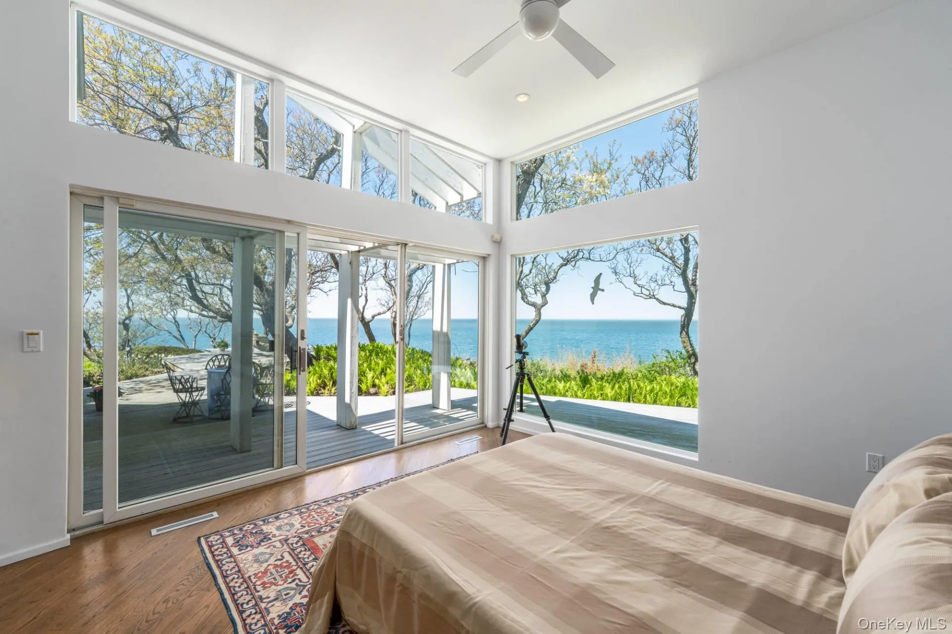 Primary suite waterviews Primary suite waterviews