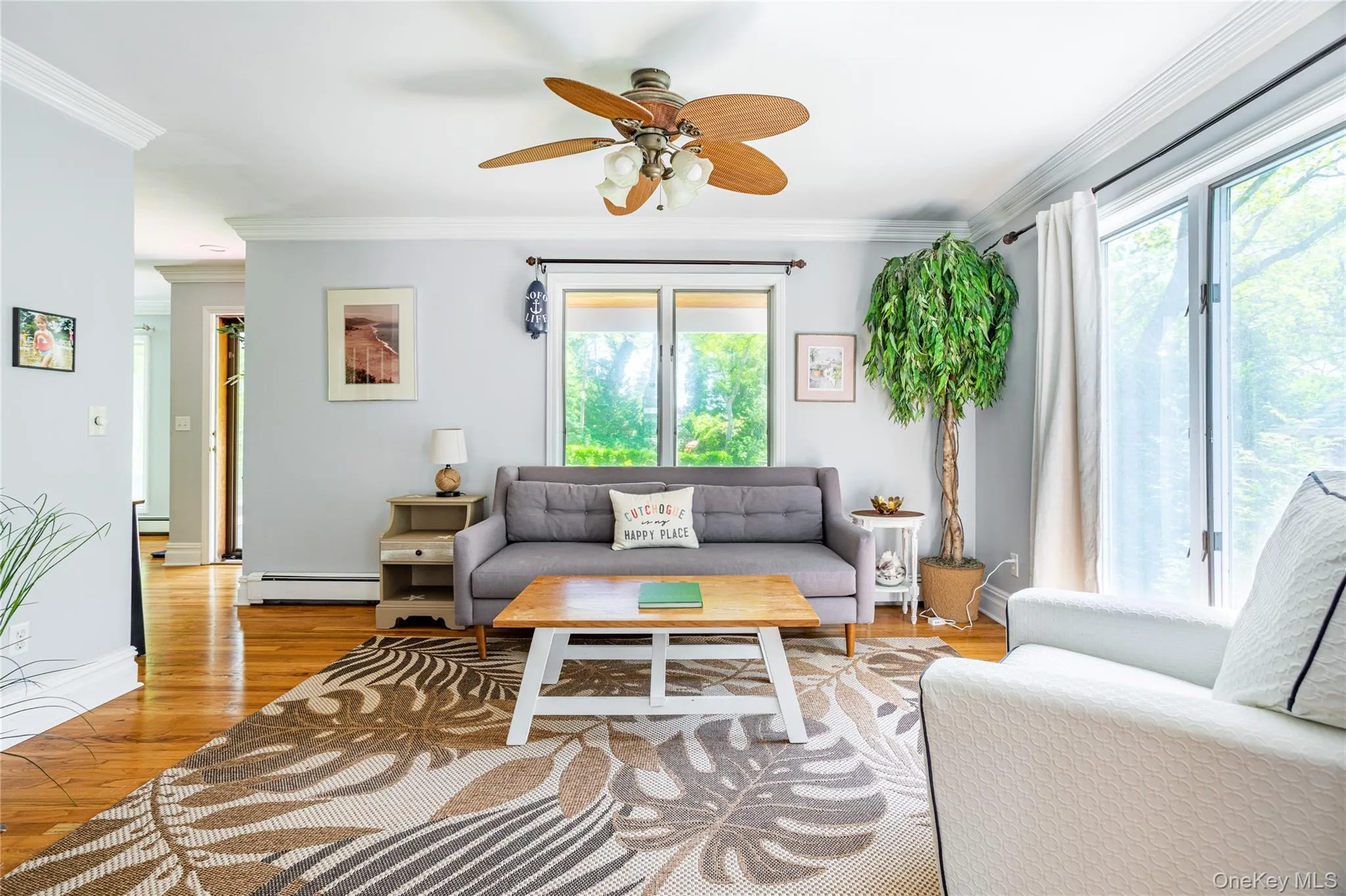 Den off of Kitchen/Dining Area Den off of Kitchen/Dining Area