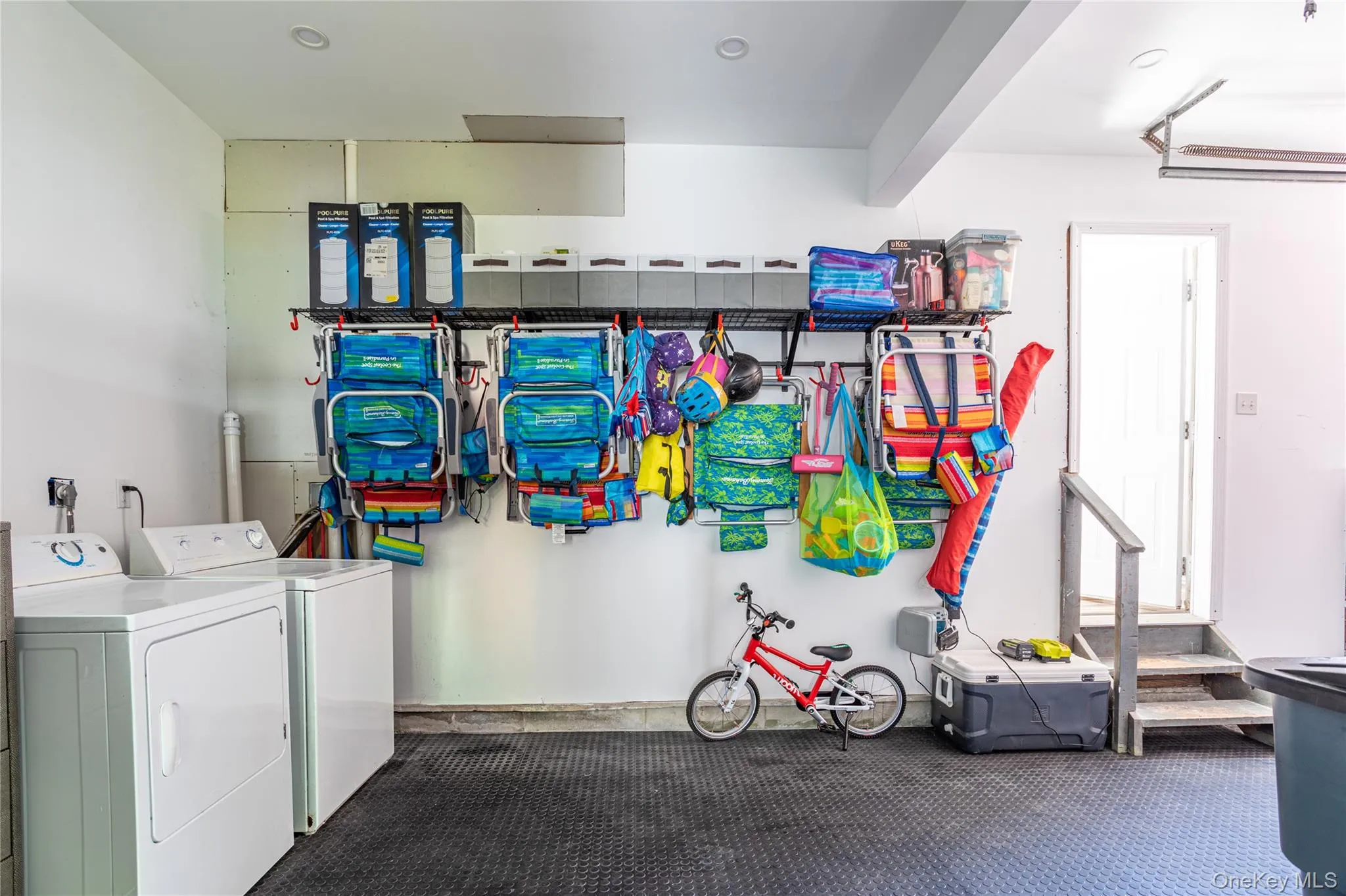 Washer/Dryer/Beach Stuff Washer/Dryer/Beach Stuff