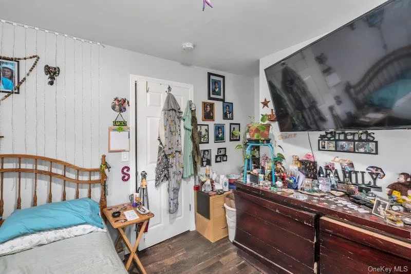 13 Carr Lane, Brookhaven, NY, 3 Bedrooms Bedrooms, 5 Rooms Rooms,1 BathroomBathrooms,Residential Lease,For Rent,Carr,0,963400 13 Carr Lane, Brookhaven, NY, 3 Bedrooms Bedrooms, 5 Rooms Rooms,1 BathroomBathrooms,Residential Lease,For Rent,Carr,0,963400