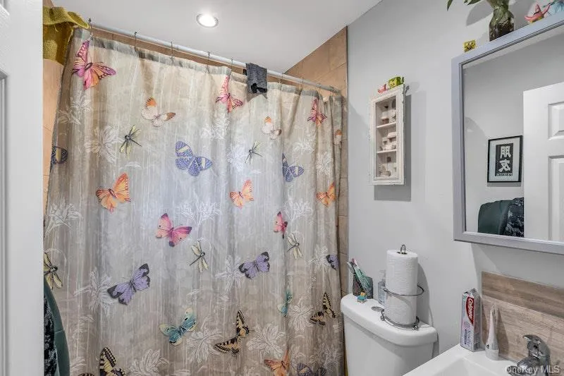 13 Carr Lane, Brookhaven, NY, 3 Bedrooms Bedrooms, 5 Rooms Rooms,1 BathroomBathrooms,Residential Lease,For Rent,Carr,0,963400 13 Carr Lane, Brookhaven, NY, 3 Bedrooms Bedrooms, 5 Rooms Rooms,1 BathroomBathrooms,Residential Lease,For Rent,Carr,0,963400