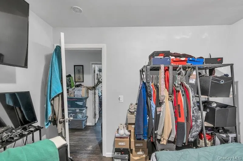 13 Carr Lane, Brookhaven, NY, 3 Bedrooms Bedrooms, 5 Rooms Rooms,1 BathroomBathrooms,Residential Lease,For Rent,Carr,0,963400 13 Carr Lane, Brookhaven, NY, 3 Bedrooms Bedrooms, 5 Rooms Rooms,1 BathroomBathrooms,Residential Lease,For Rent,Carr,0,963400