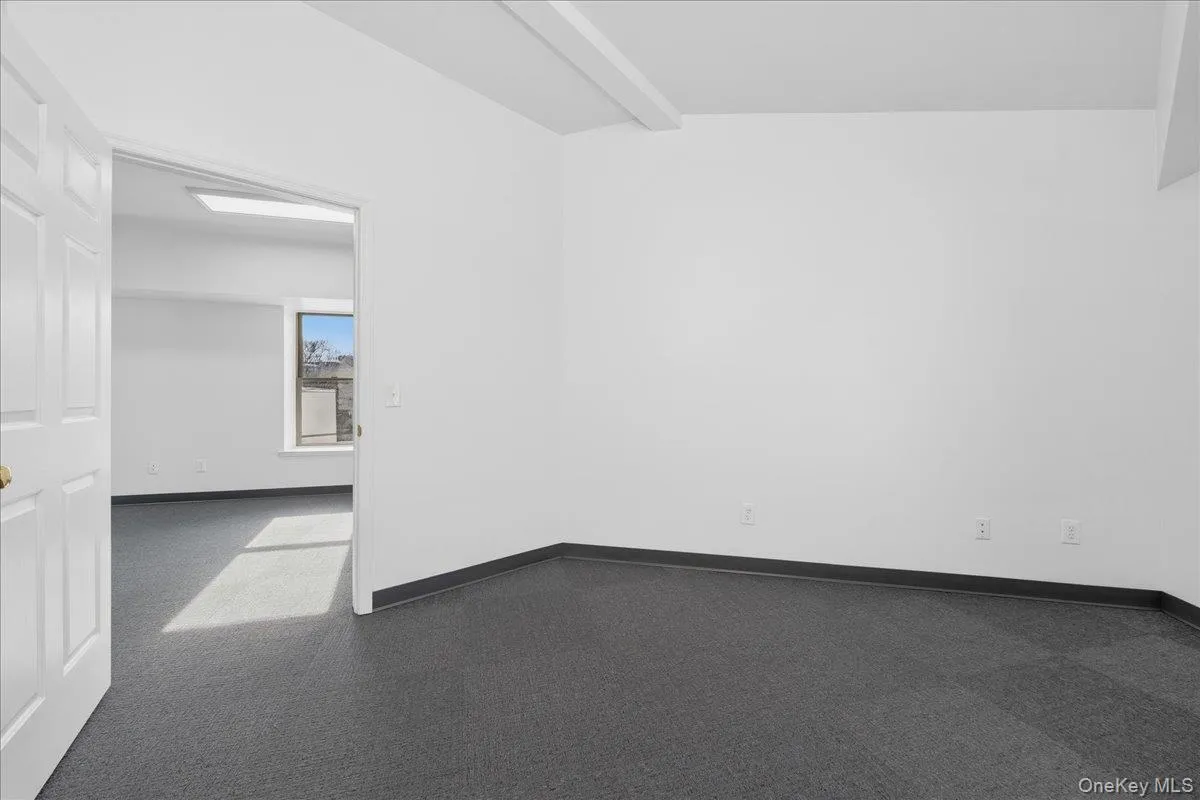 1 Railroad Avenue, Goshen, NY, ,Commercial Lease,For Rent,Railroad,0,963401 1 Railroad Avenue, Goshen, NY, ,Commercial Lease,For Rent,Railroad,0,963401