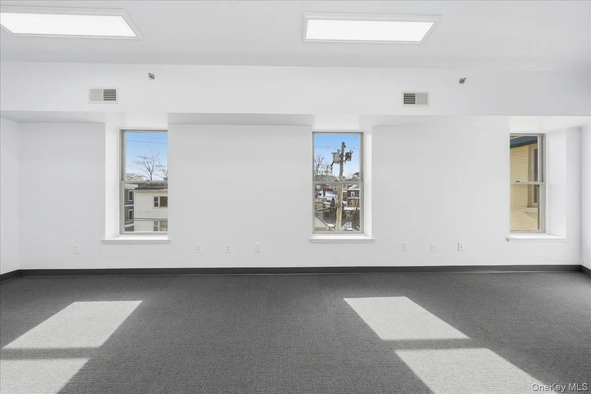 large bright call center large bright call center