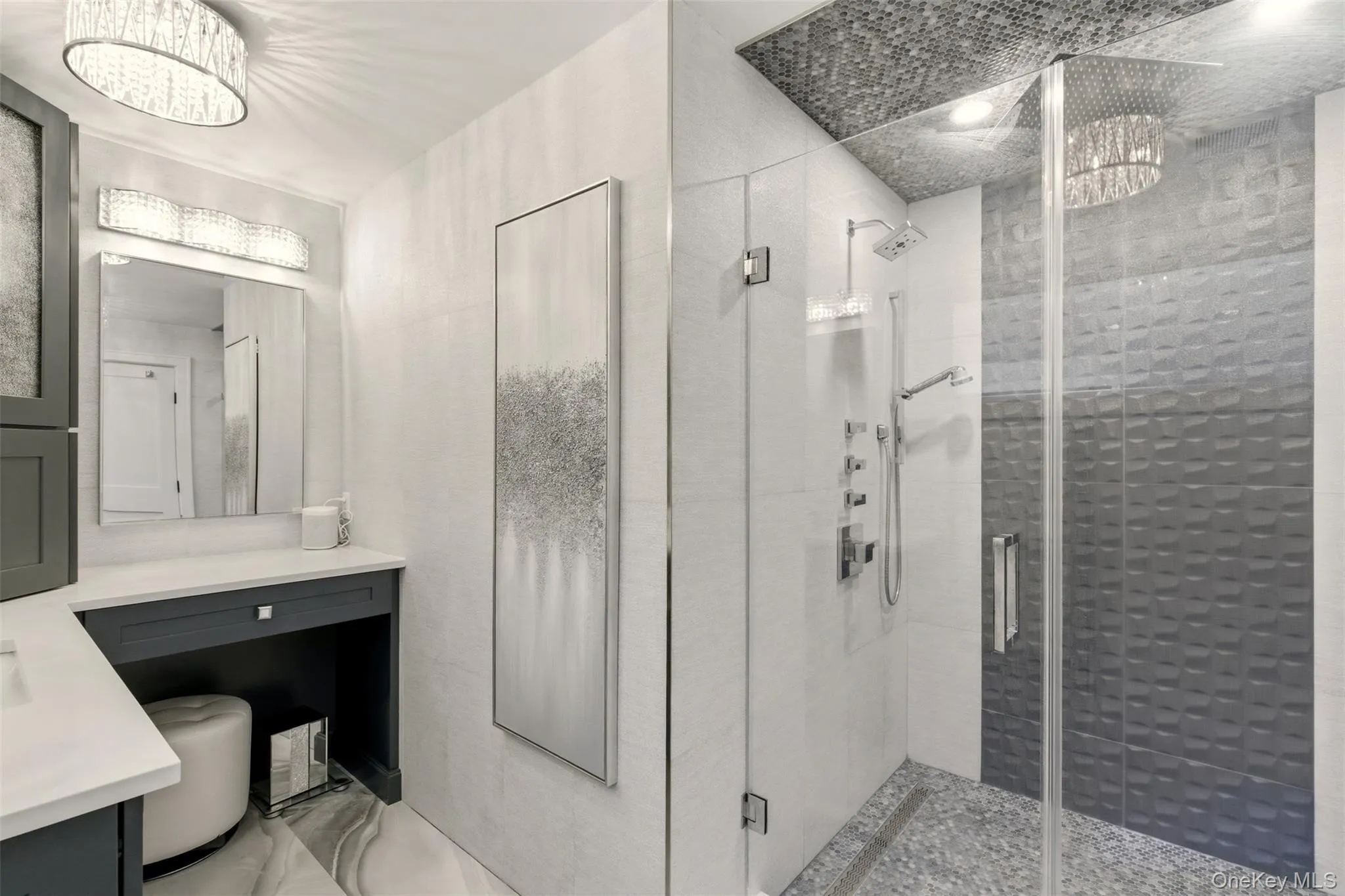 Walk-in shower Walk-in shower