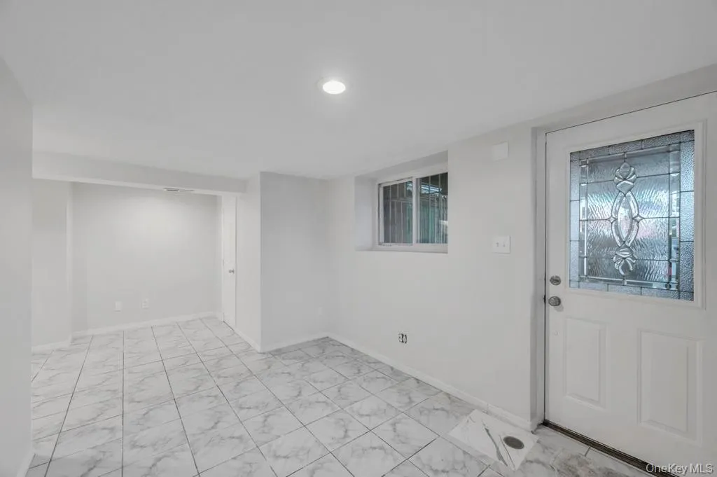 9402 23rd Avenue, New York, NY, 3 Bedrooms Bedrooms, 6 Rooms Rooms,1 BathroomBathrooms,Residential Lease,For Rent,23rd,0,963420 9402 23rd Avenue, New York, NY, 3 Bedrooms Bedrooms, 6 Rooms Rooms,1 BathroomBathrooms,Residential Lease,For Rent,23rd,0,963420
