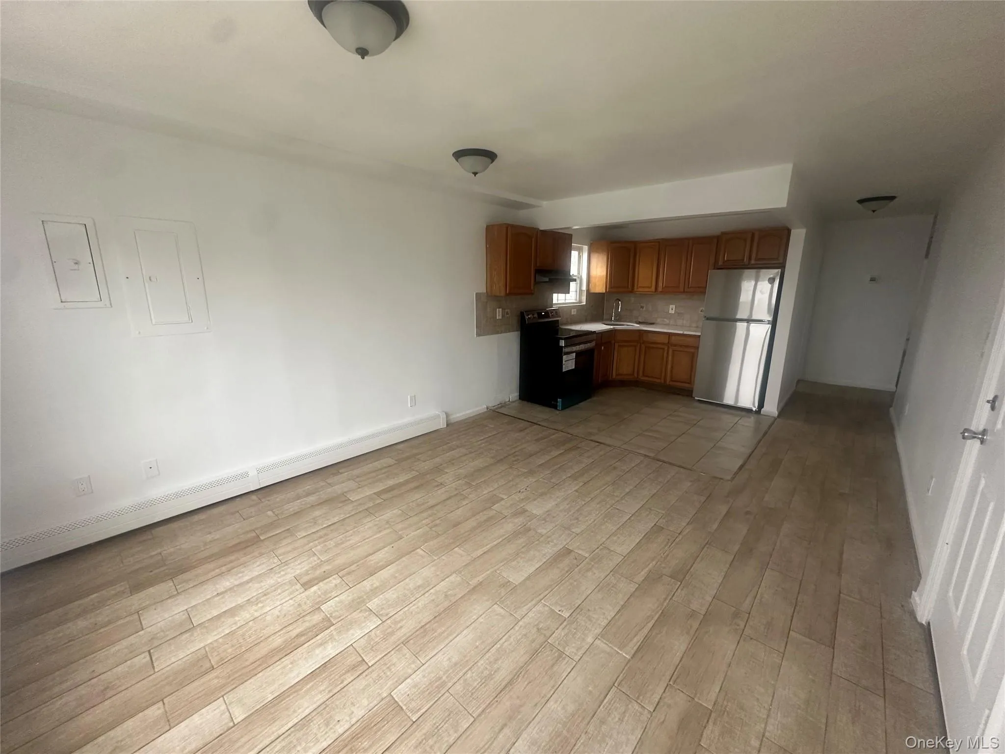 340 Beach 84th Street, New York, NY, 3 Bedrooms Bedrooms, 5 Rooms Rooms,1 BathroomBathrooms,Residential Lease,For Rent,Beach 84th,0,963460 340 Beach 84th Street, New York, NY, 3 Bedrooms Bedrooms, 5 Rooms Rooms,1 BathroomBathrooms,Residential Lease,For Rent,Beach 84th,0,963460