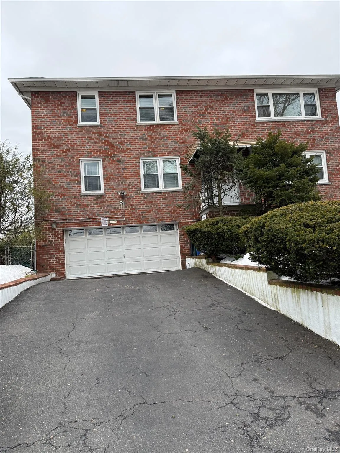 167 Lincoln Avenue, Yonkers, NY, 3 Bedrooms Bedrooms, 5 Rooms Rooms,1 BathroomBathrooms,Residential Lease,For Rent,Lincoln,0,963466 167 Lincoln Avenue, Yonkers, NY, 3 Bedrooms Bedrooms, 5 Rooms Rooms,1 BathroomBathrooms,Residential Lease,For Rent,Lincoln,0,963466