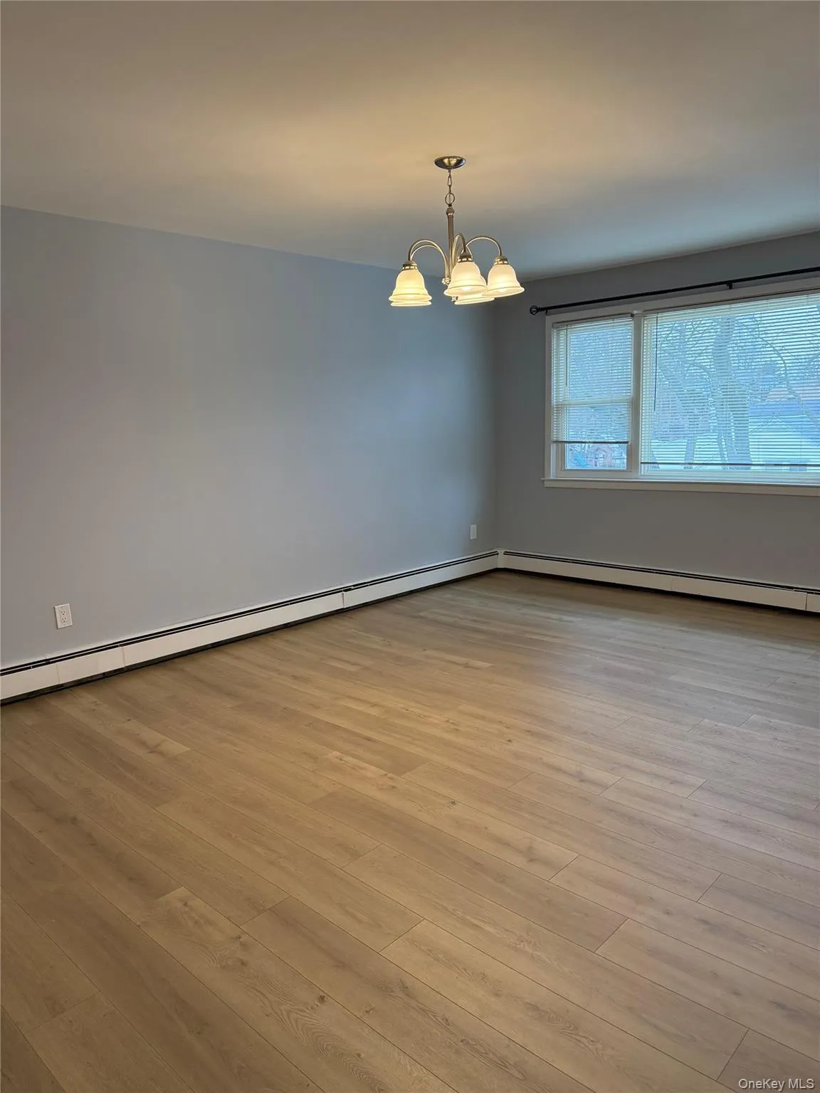 167 Lincoln Avenue, Yonkers, NY, 3 Bedrooms Bedrooms, 5 Rooms Rooms,1 BathroomBathrooms,Residential Lease,For Rent,Lincoln,0,963466 167 Lincoln Avenue, Yonkers, NY, 3 Bedrooms Bedrooms, 5 Rooms Rooms,1 BathroomBathrooms,Residential Lease,For Rent,Lincoln,0,963466
