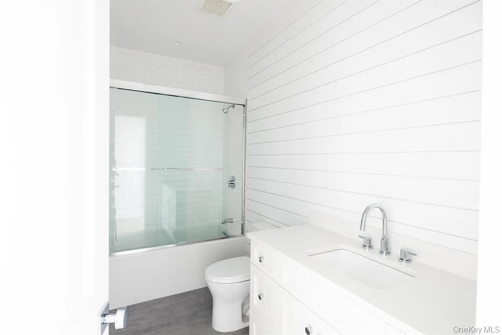 123 Sterling Avenue, Southold, NY, 3 Bedrooms Bedrooms, 4 Rooms Rooms,3 BathroomsBathrooms,Residential Lease,For Rent,Sterling,0,963470 123 Sterling Avenue, Southold, NY, 3 Bedrooms Bedrooms, 4 Rooms Rooms,3 BathroomsBathrooms,Residential Lease,For Rent,Sterling,0,963470